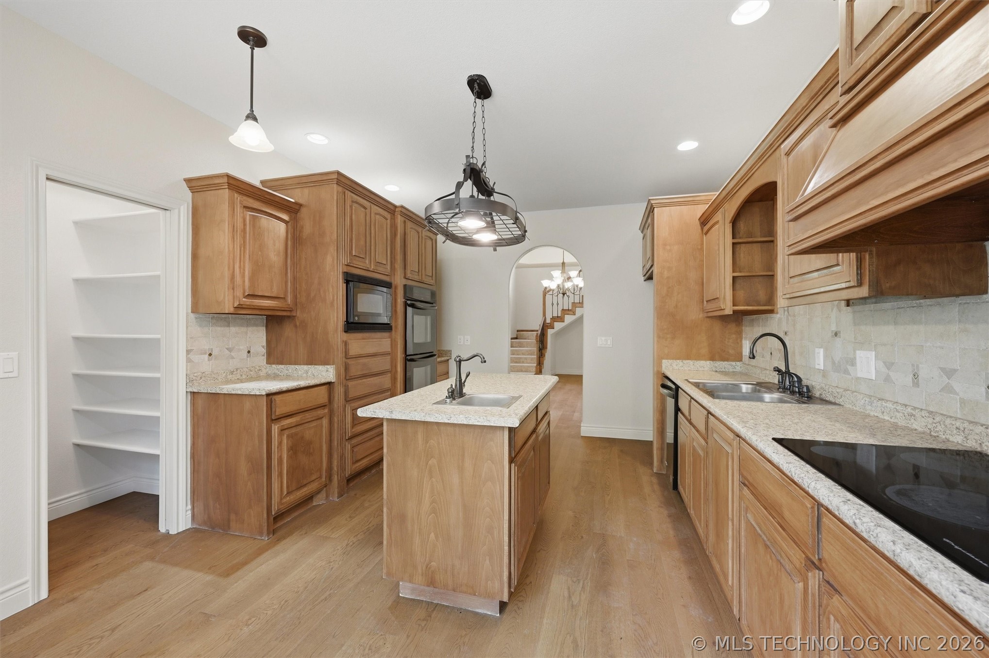 601 Thousand Oaks Cartwright OK 74731