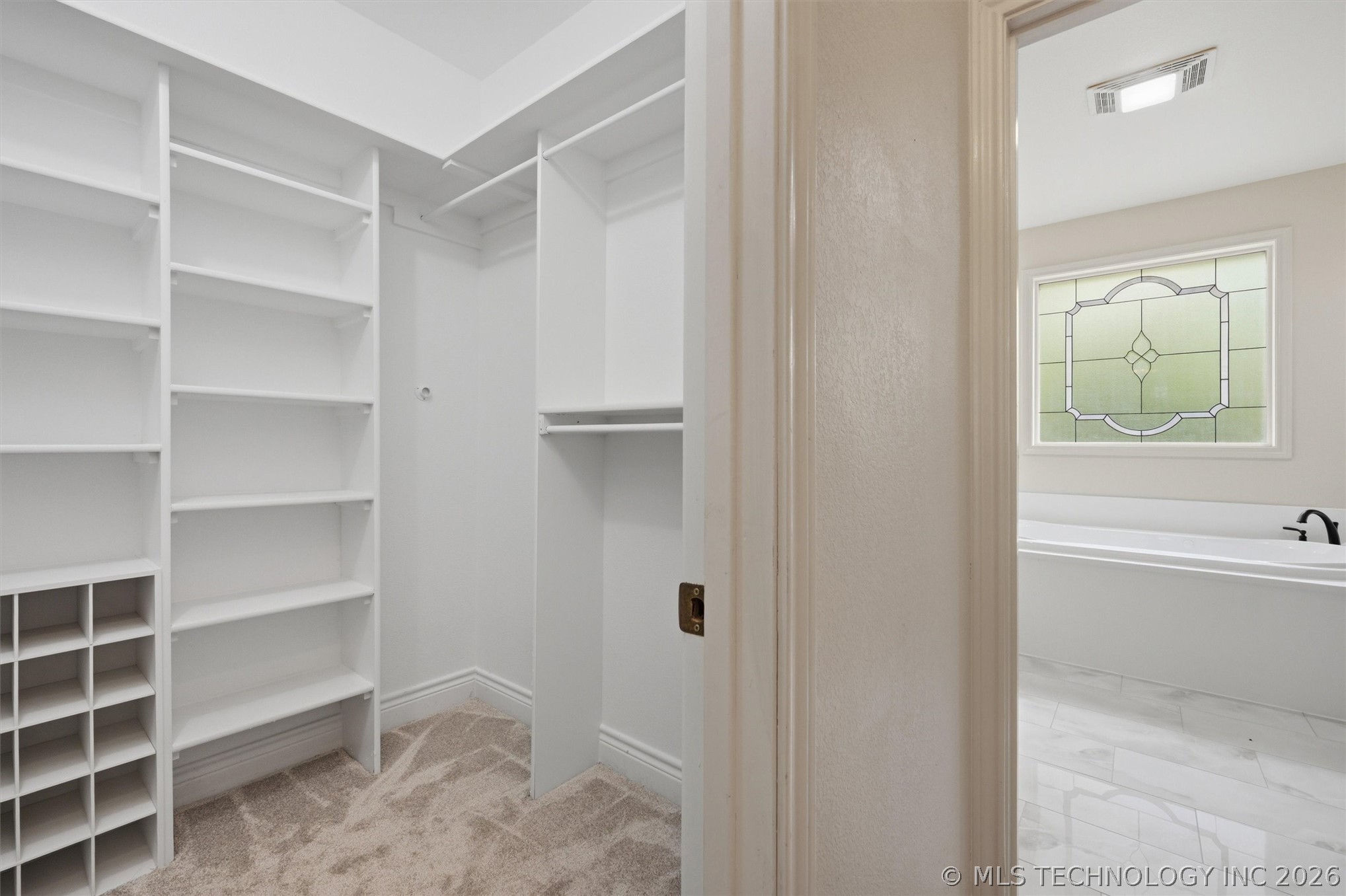 601 Thousand Oaks Cartwright OK 74731