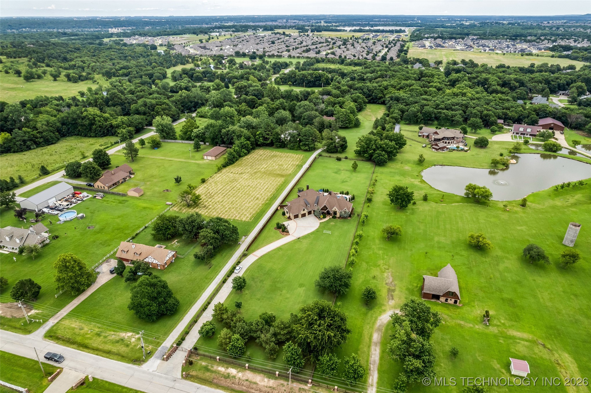 13533 S Lewis Avenue Bixby OK 74008