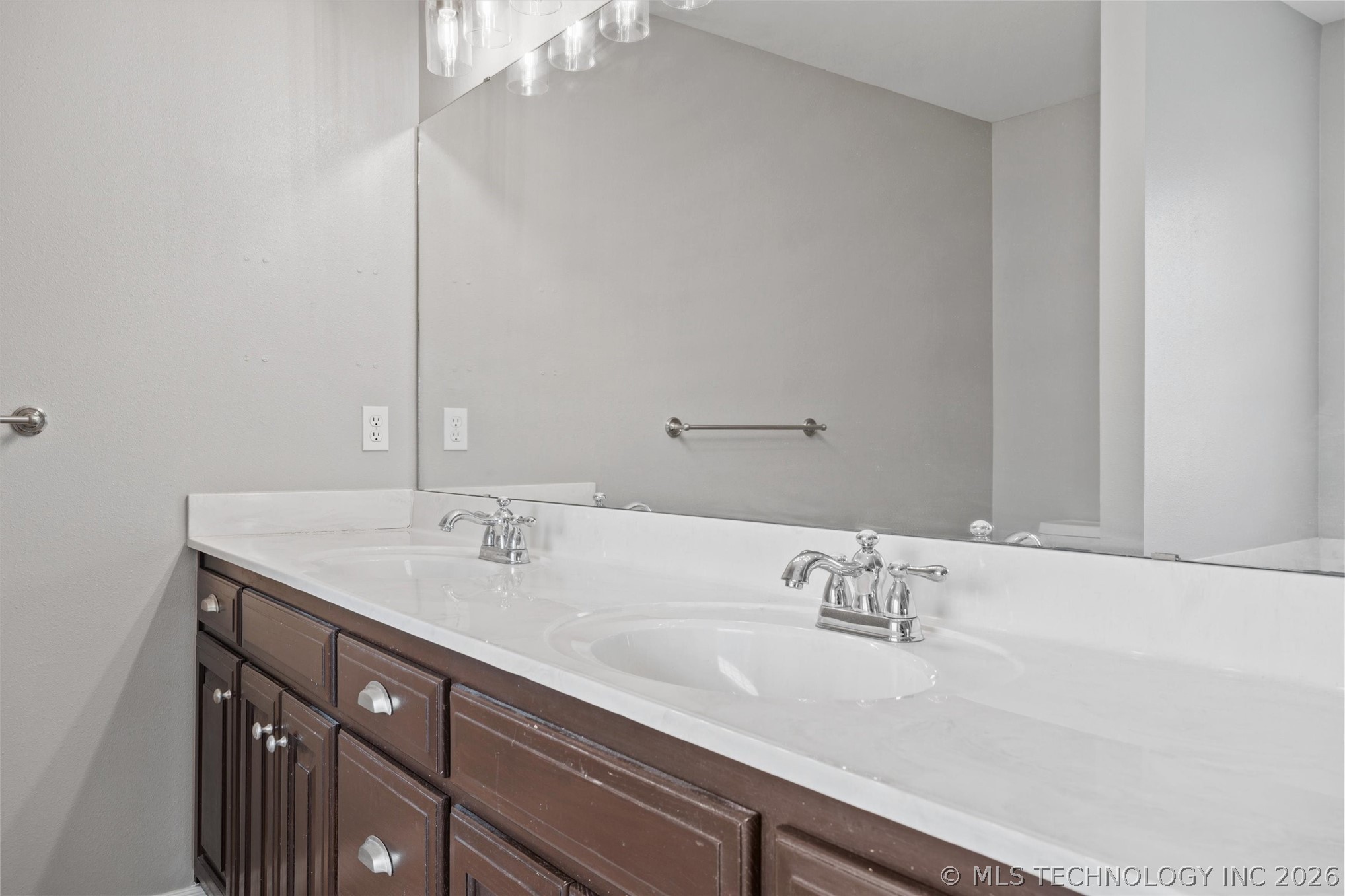 5812 Woodland Road Bartlesville OK 74006