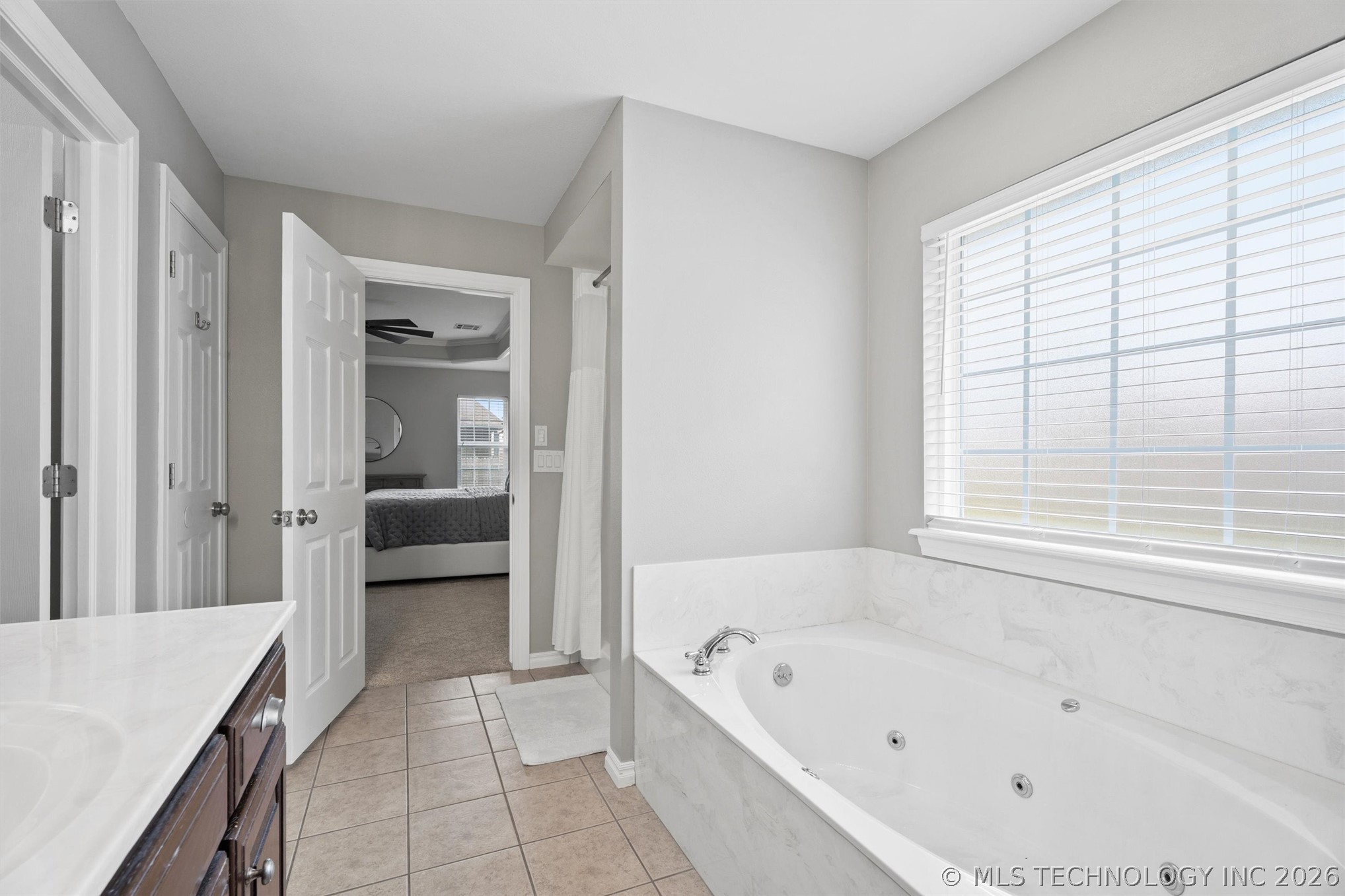 5812 Woodland Road Bartlesville OK 74006
