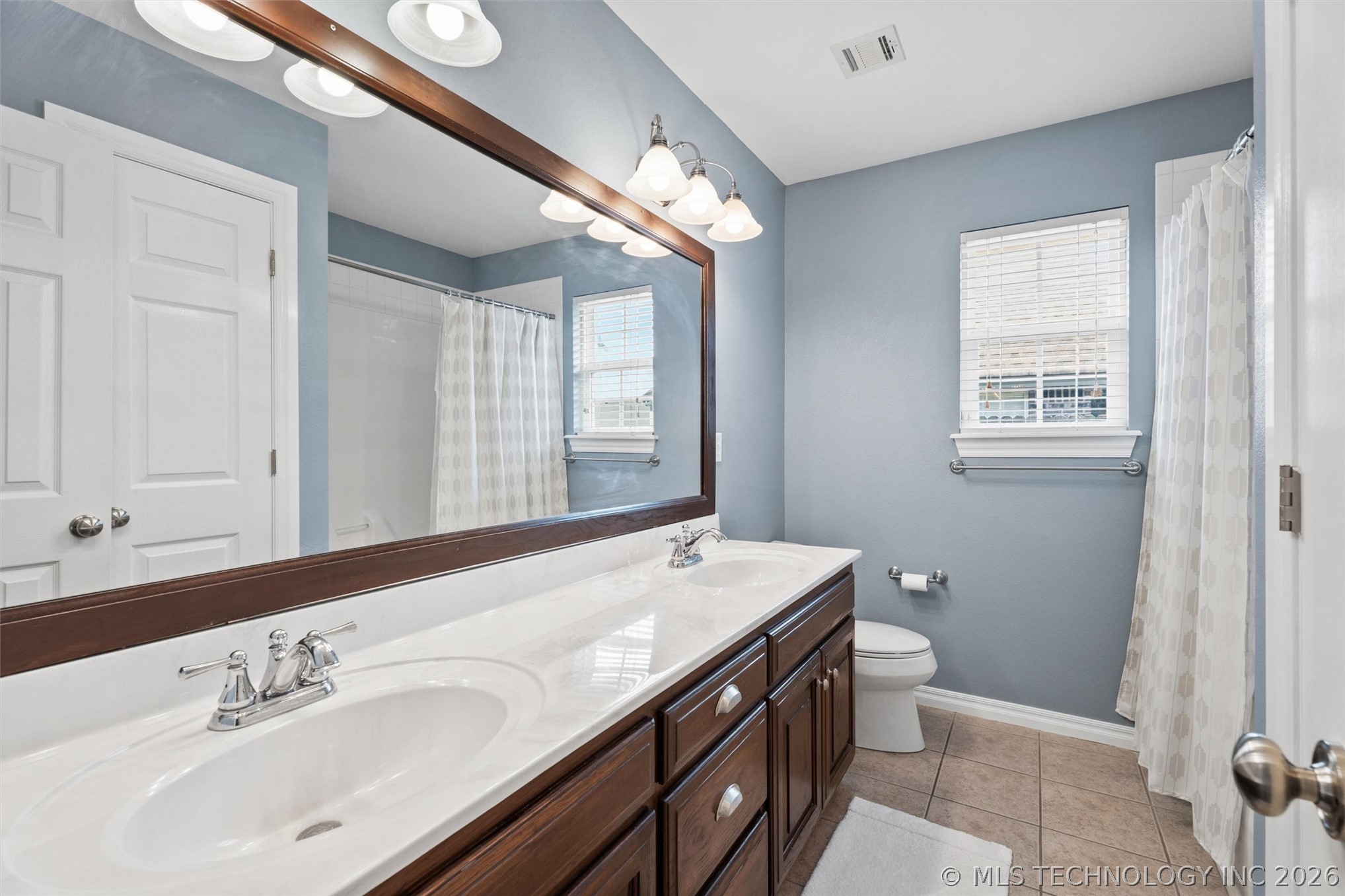 5812 Woodland Road Bartlesville OK 74006