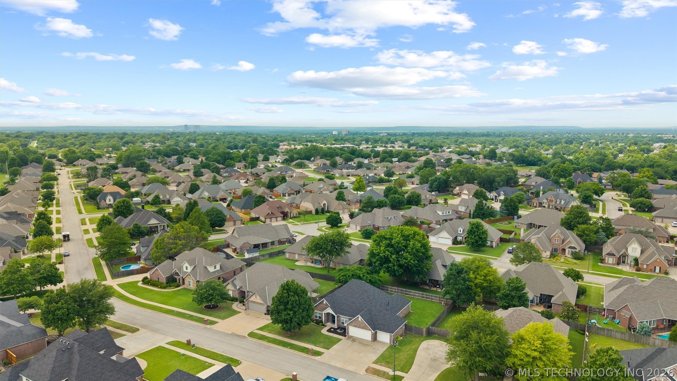 5812 Woodland Road Bartlesville OK 74006