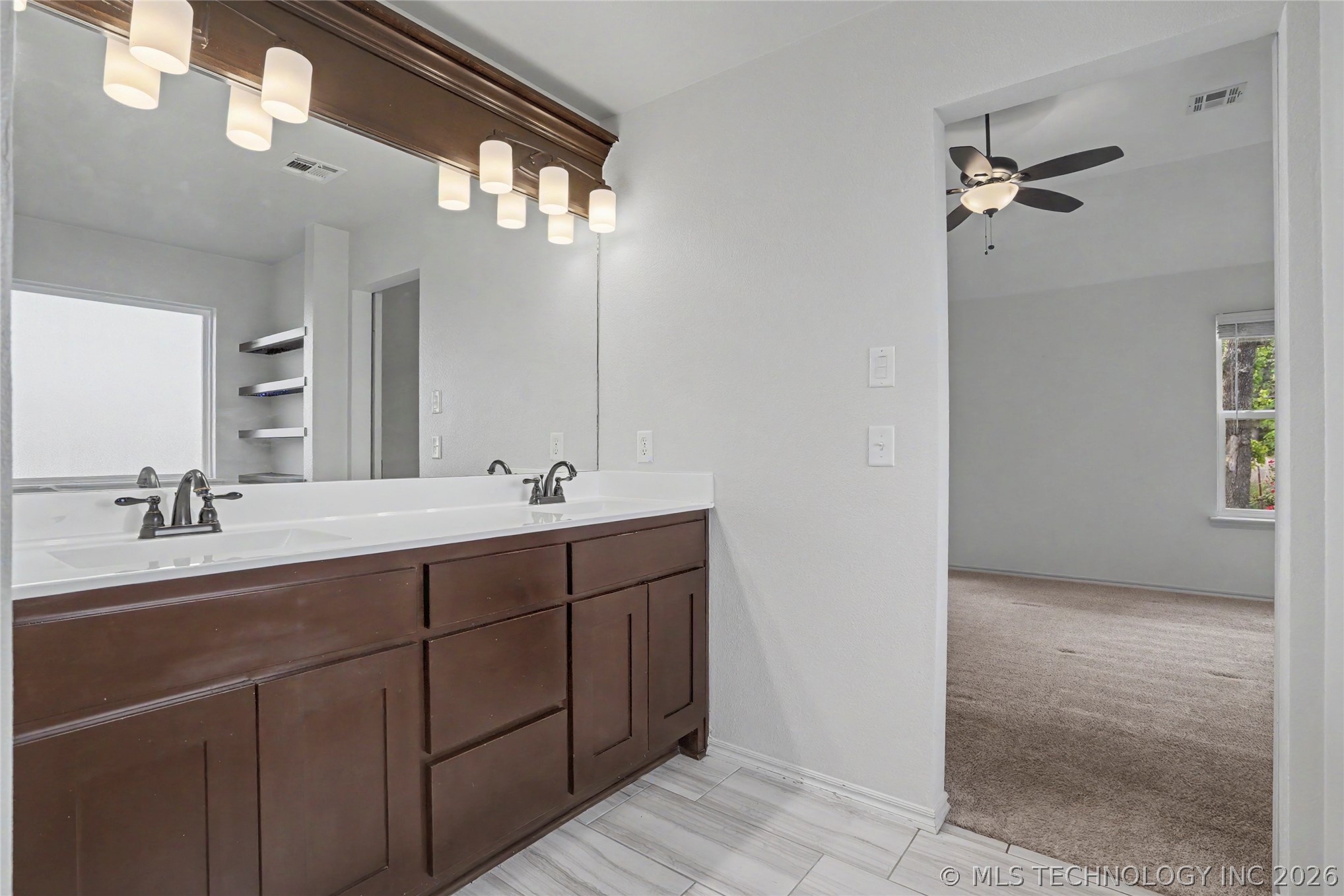 26576 E 143rd Street S Coweta OK 74429