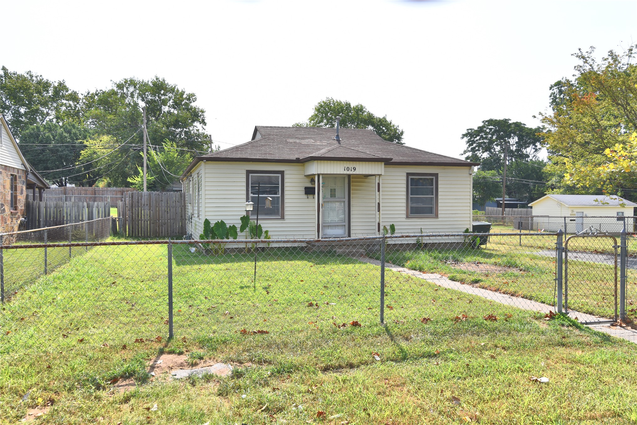 1019 N Wilson Avenue Sand Springs OK 74063