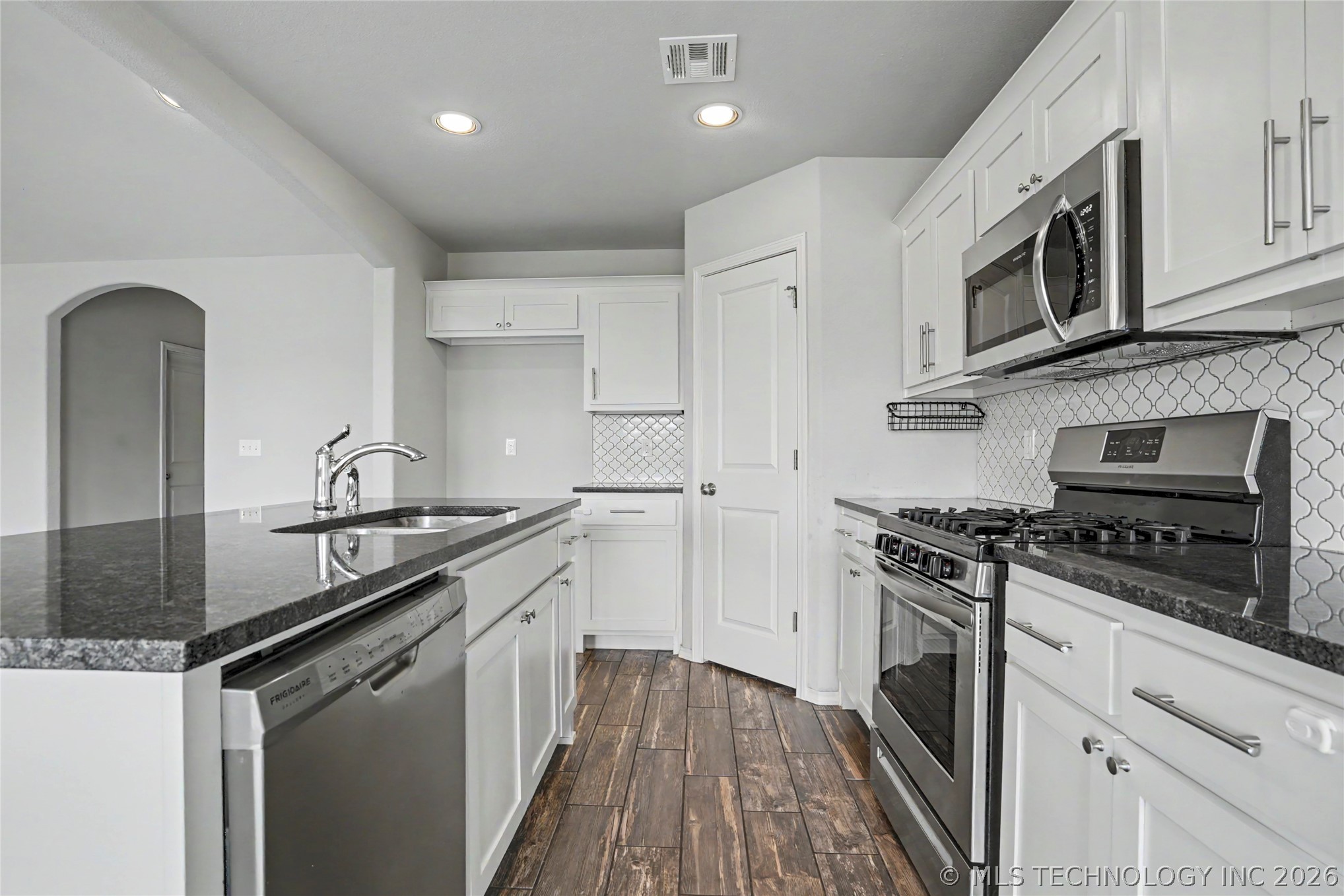 3425 E Plymouth Place Broken Arrow OK 74014