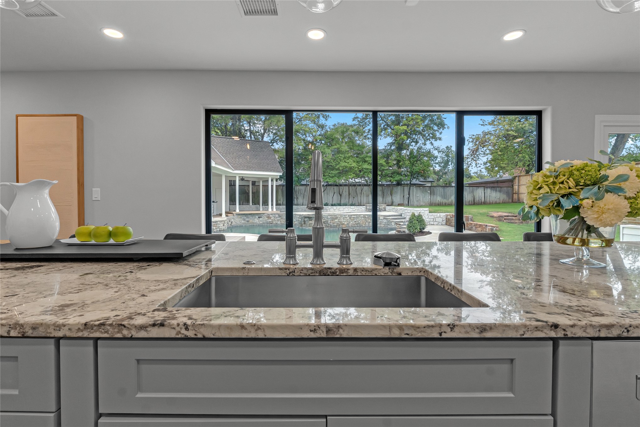 2457 E 26th Place Tulsa OK 74114