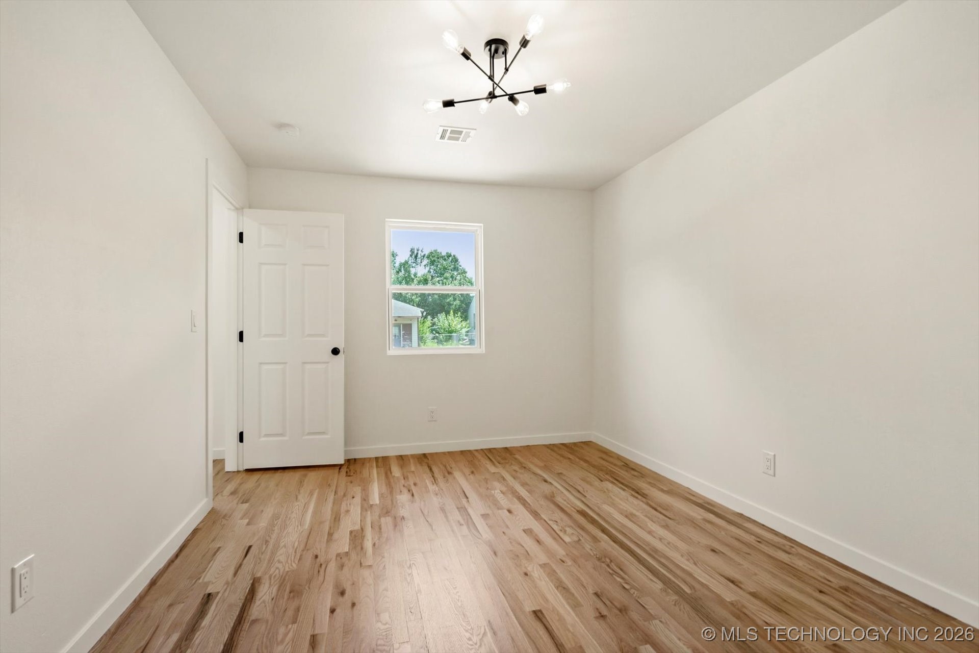 6763 E Independence Place Tulsa OK 74115