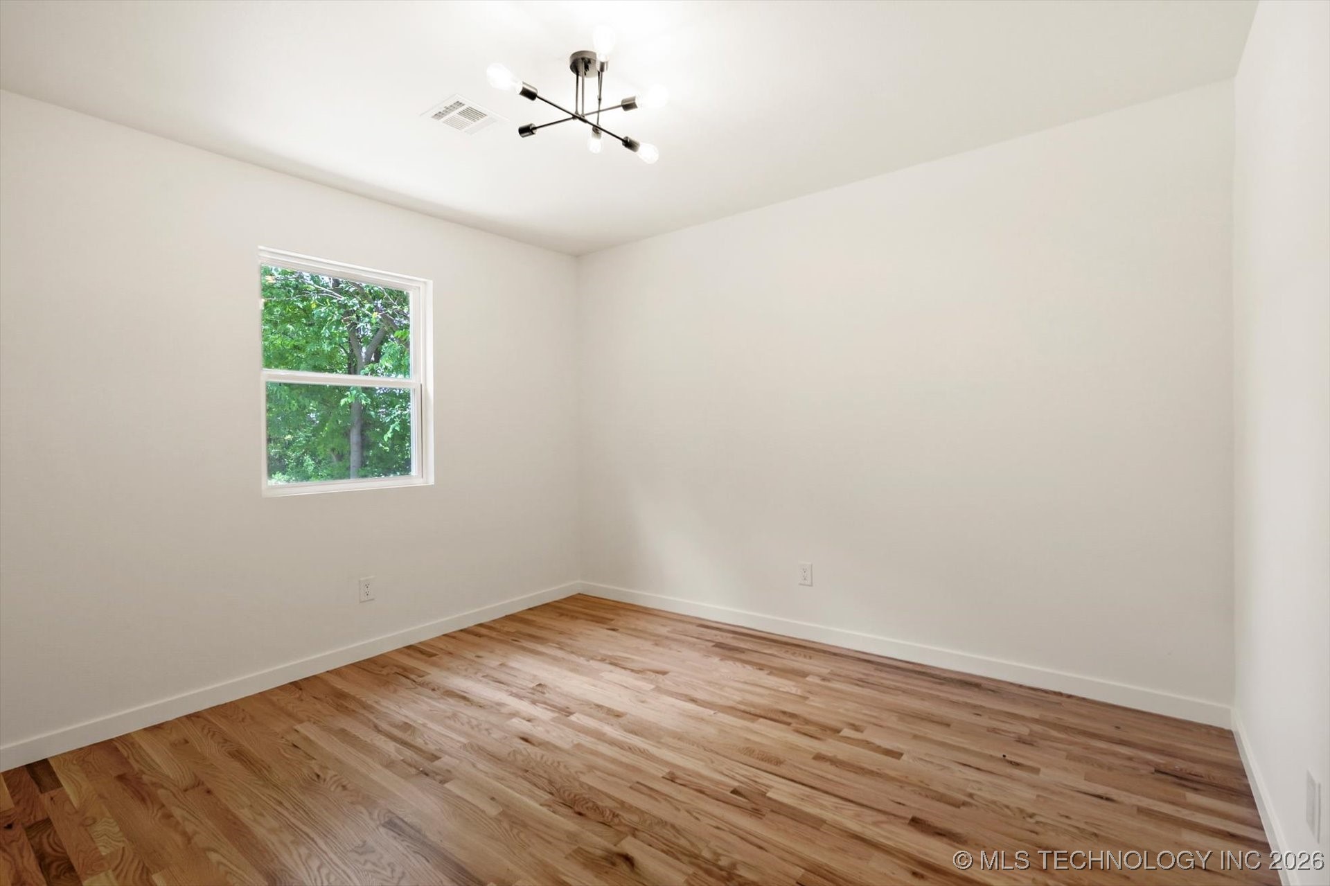 6763 E Independence Place Tulsa OK 74115