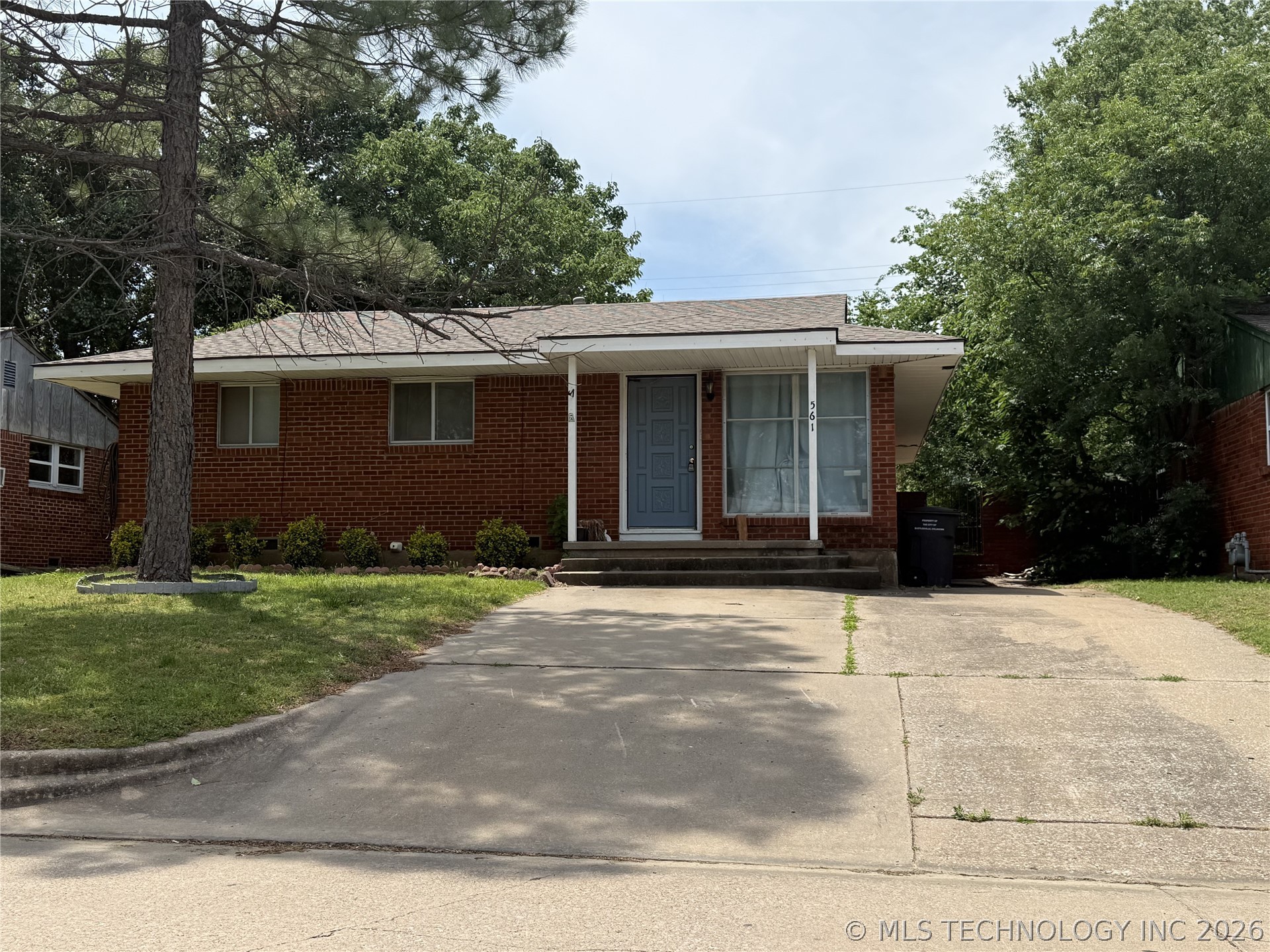 561 SE Greystone Avenue Bartlesville OK 74006
