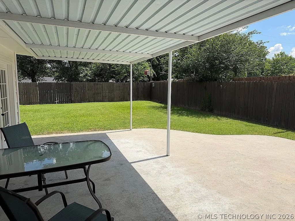 124 N Sunset Drive Madill OK 73446