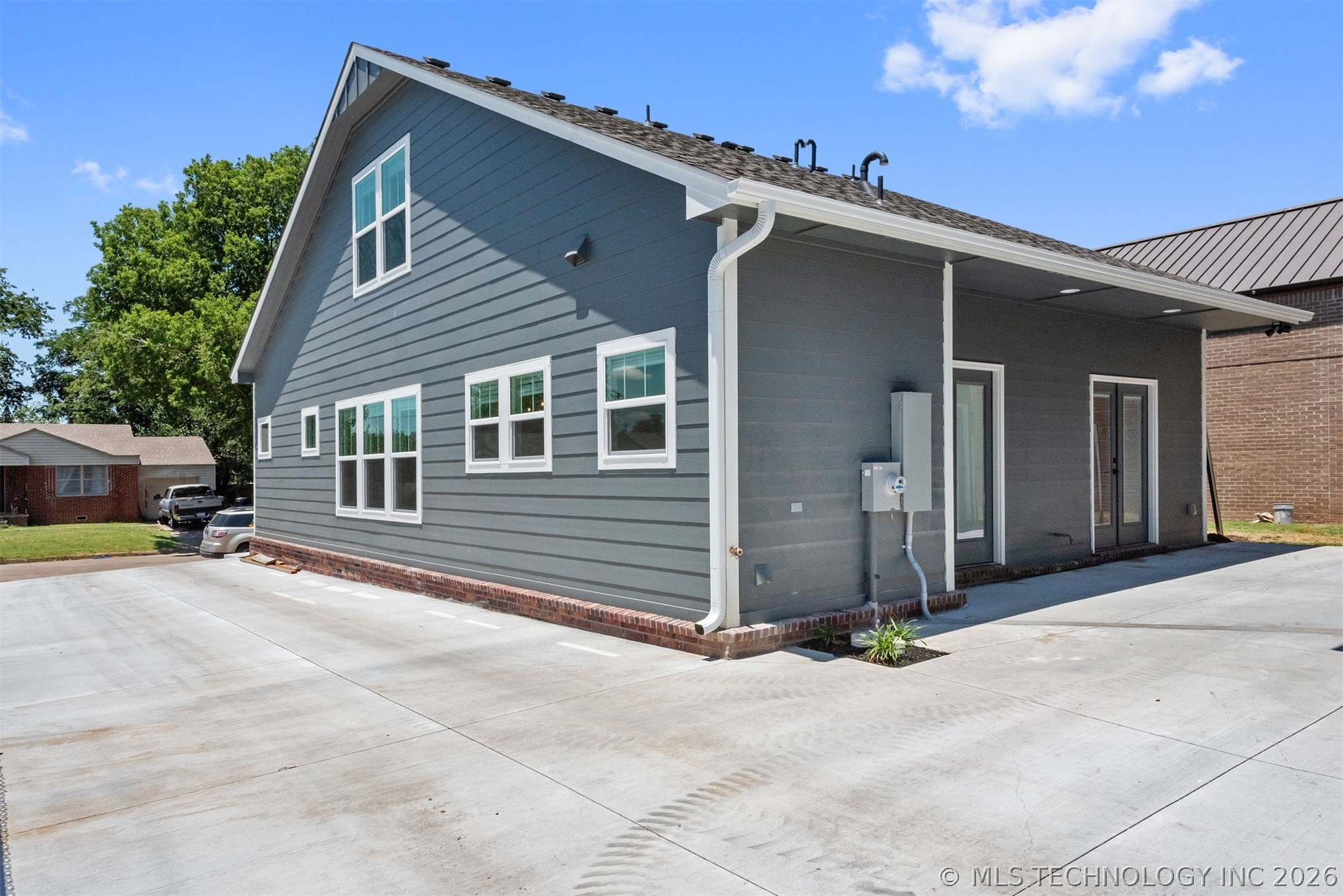 1123 S Delaware Place Tulsa OK 74104