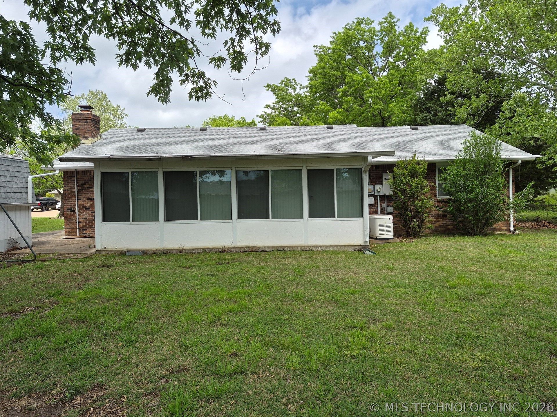 1453 E Paradise Park Street Claremore OK 74017