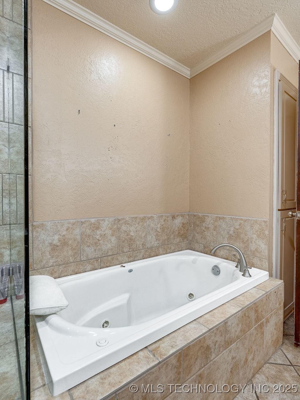 2431 Foliage Ada OK 74820