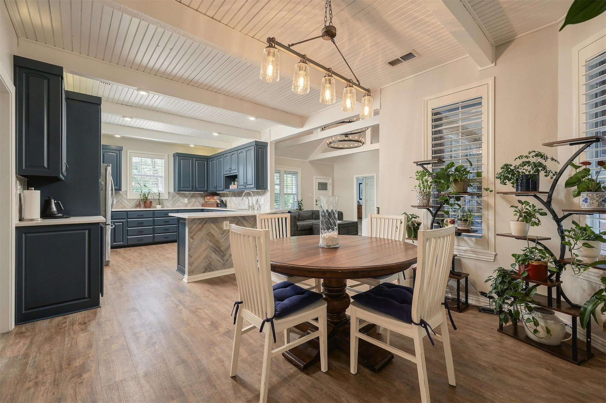 205 Thousand Oaks Cartwright OK 74731