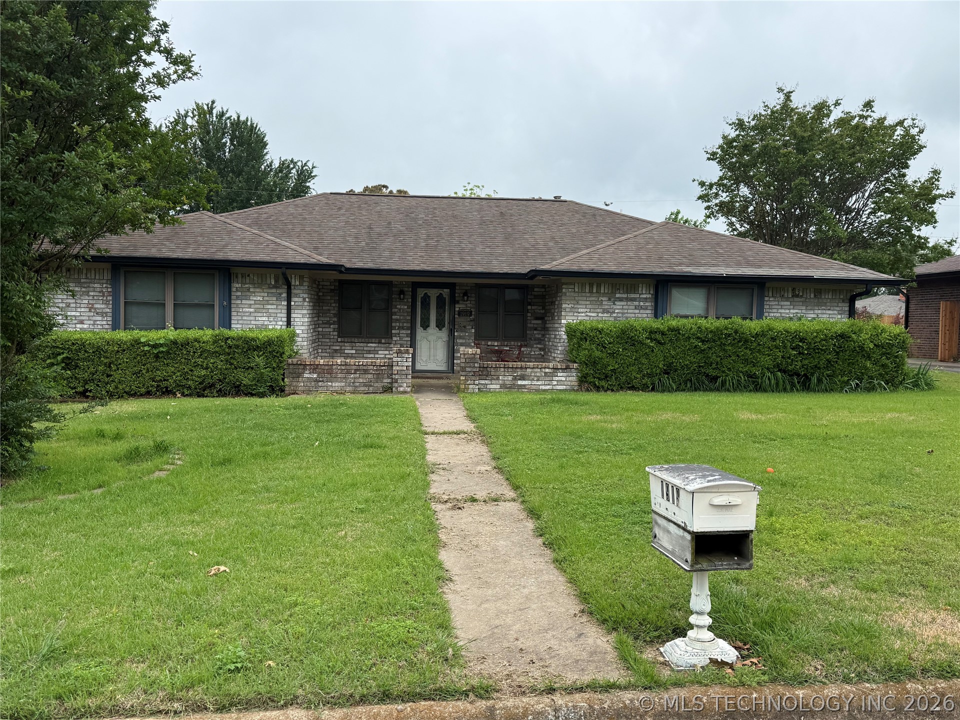 1919 Parkway Circle Durant OK 74701