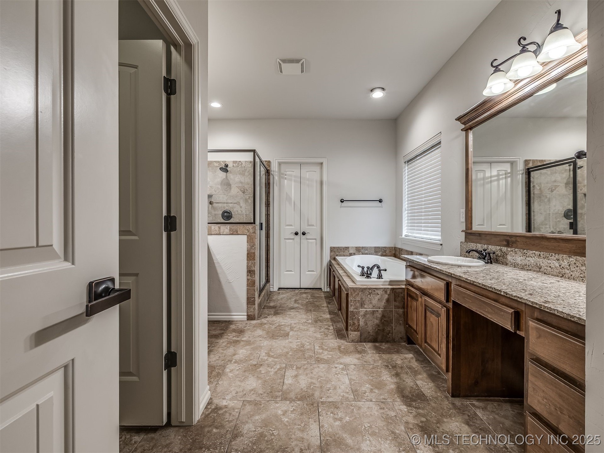 6083 E 143rd Place Bixby OK 74008
