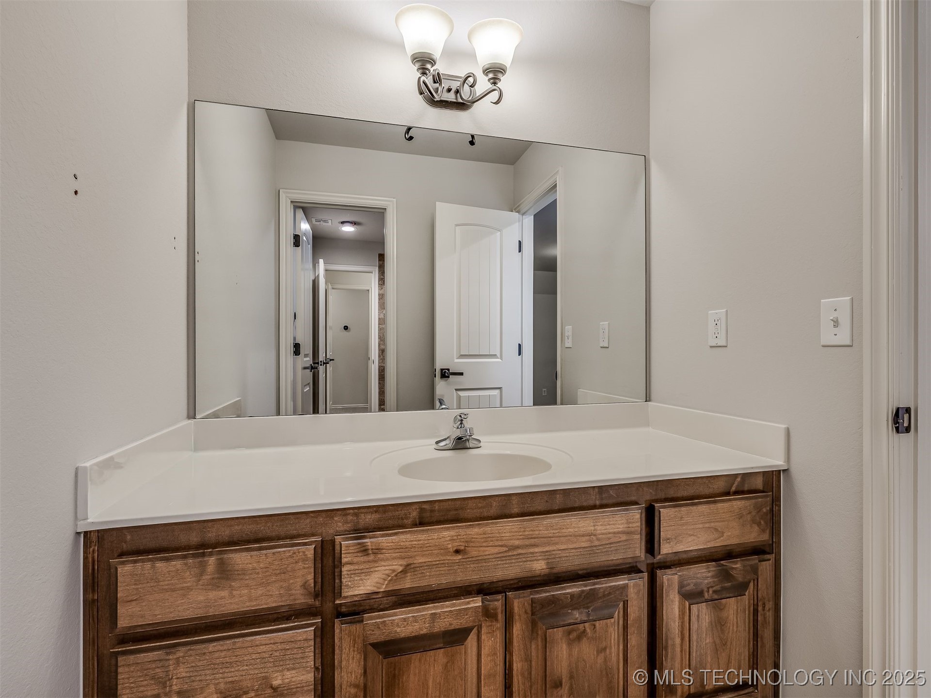 6083 E 143rd Place Bixby OK 74008