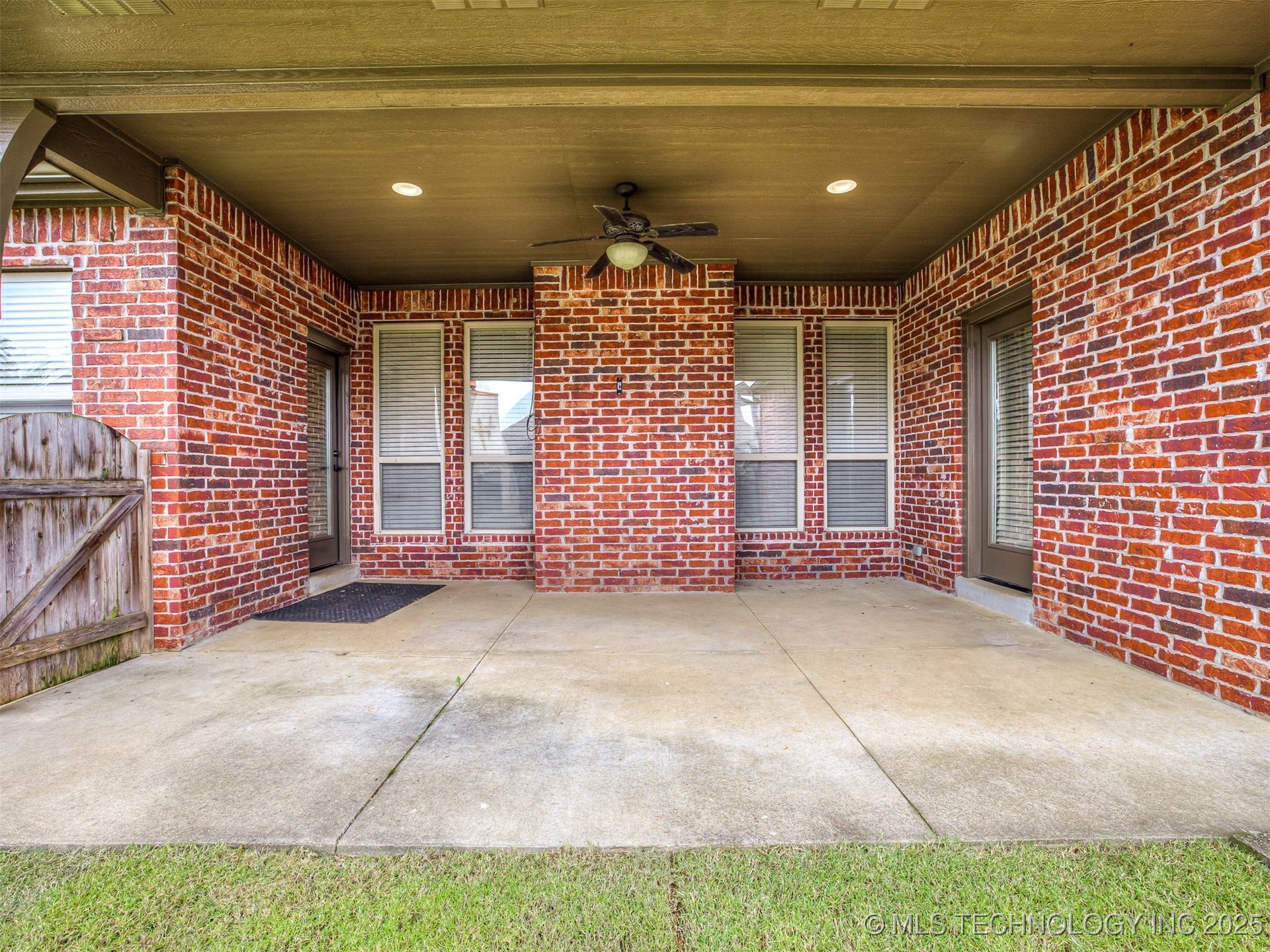 6083 E 143rd Place Bixby OK 74008