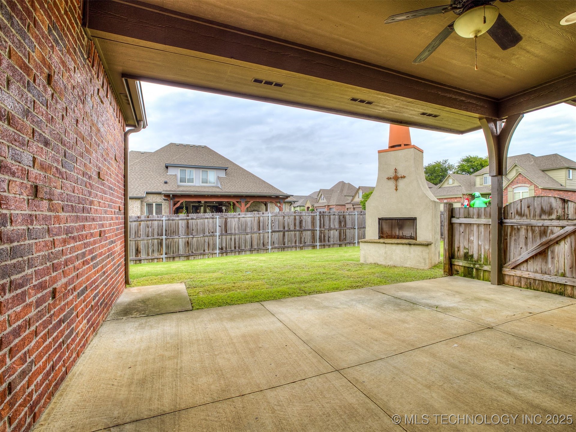 6083 E 143rd Place Bixby OK 74008