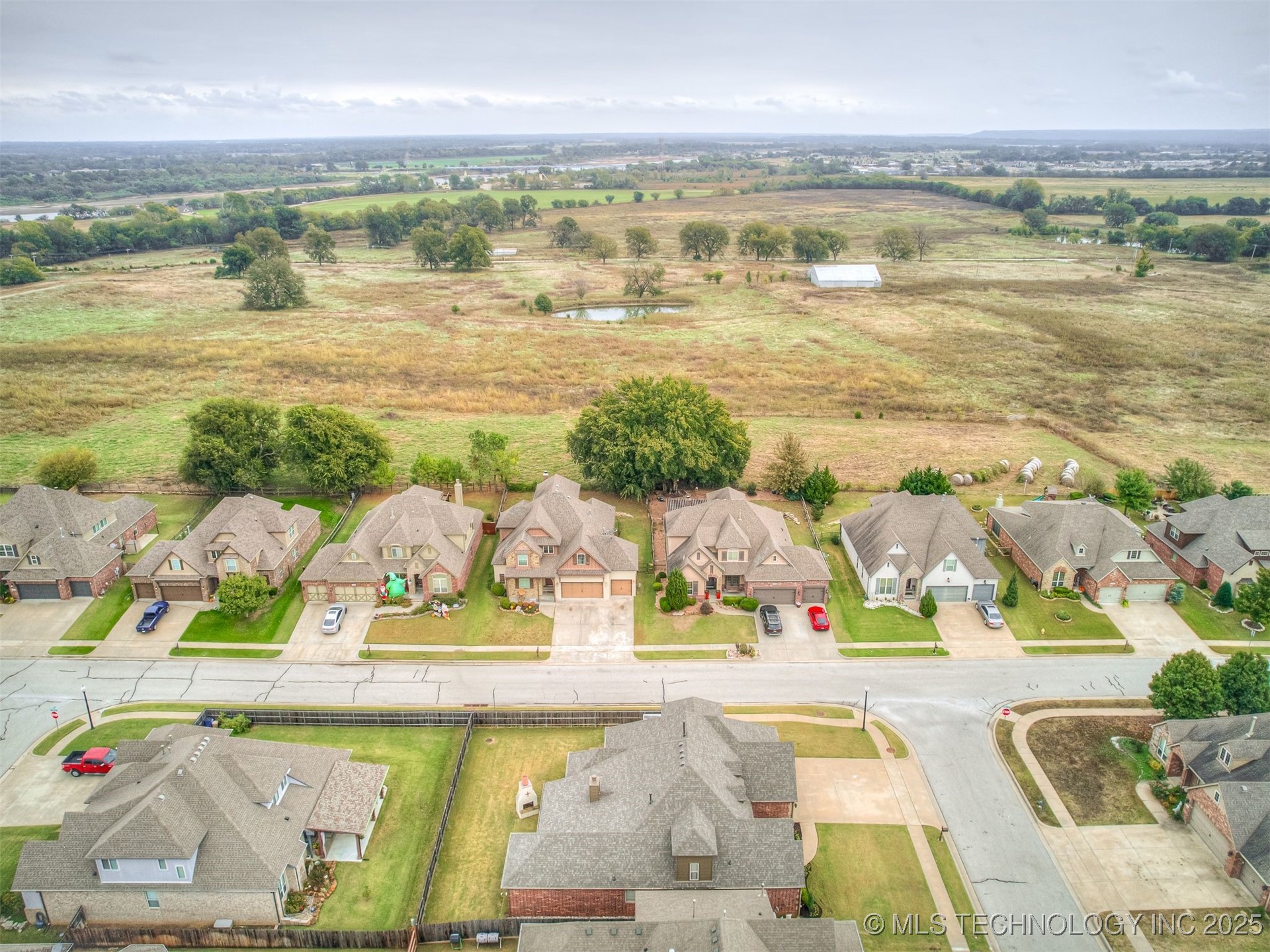 6083 E 143rd Place Bixby OK 74008