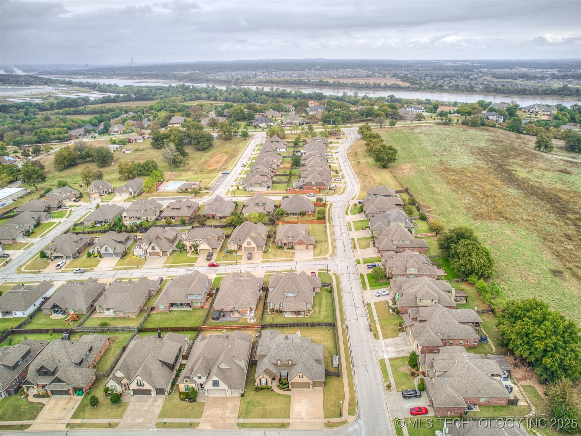 6083 E 143rd Place Bixby OK 74008