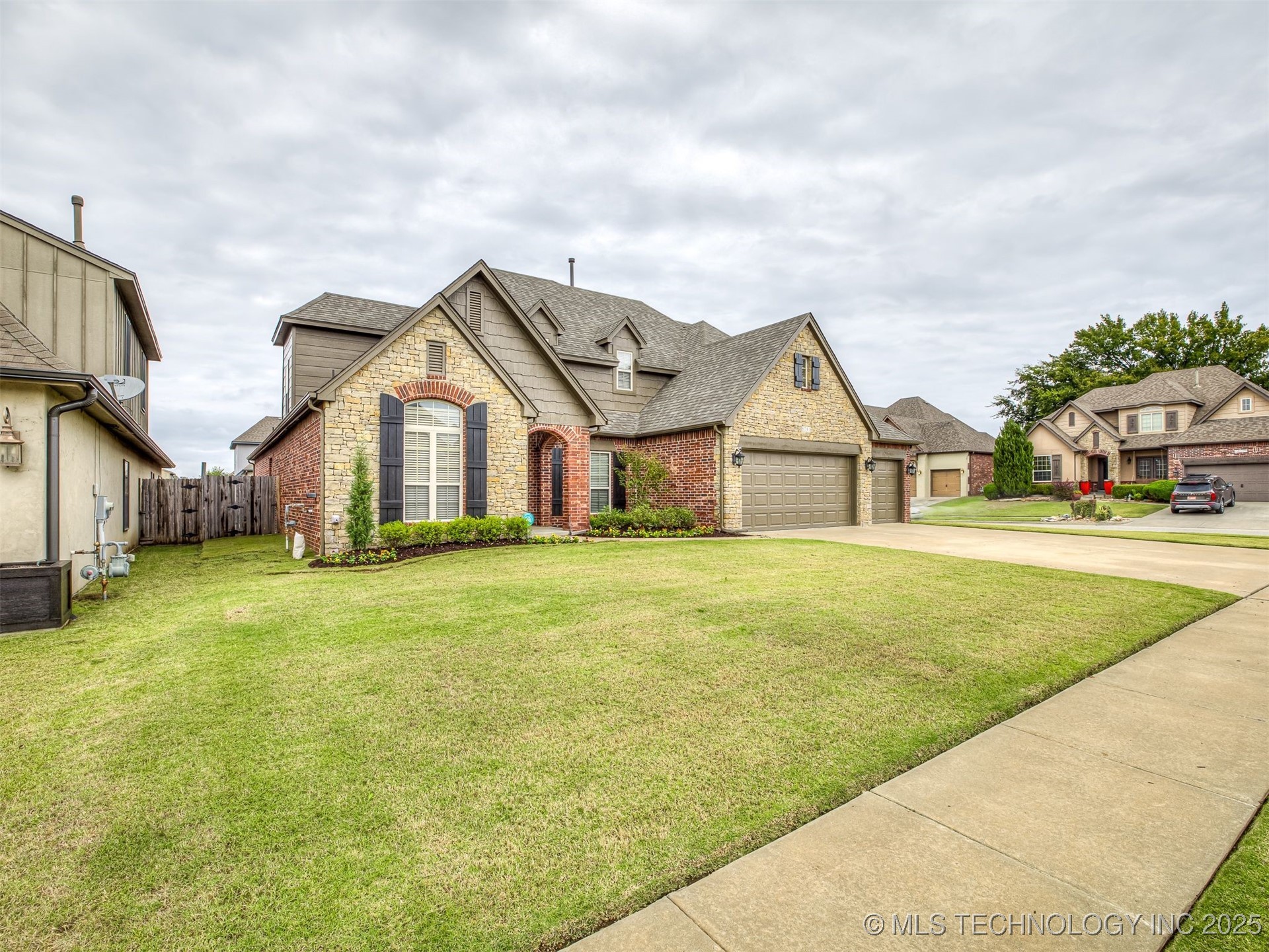 6083 E 143rd Place Bixby OK 74008