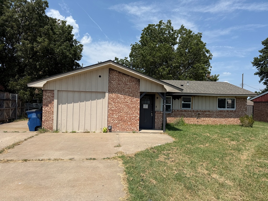 8809 E 2nd Street Tulsa OK 74112