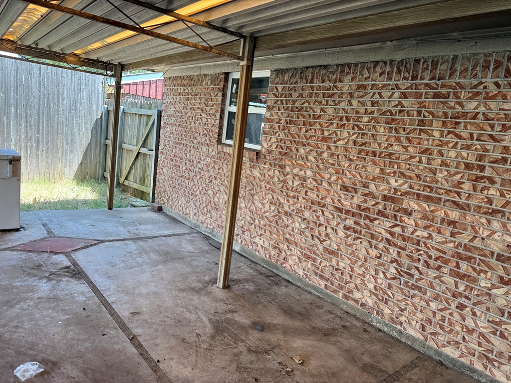 8809 E 2nd Street Tulsa OK 74112