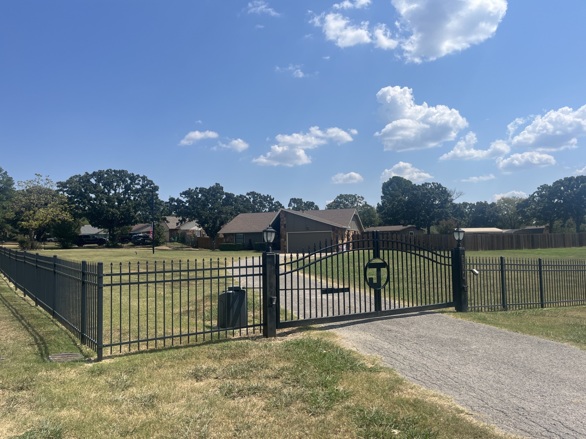 8921 Smith Circle Tulsa OK 74131