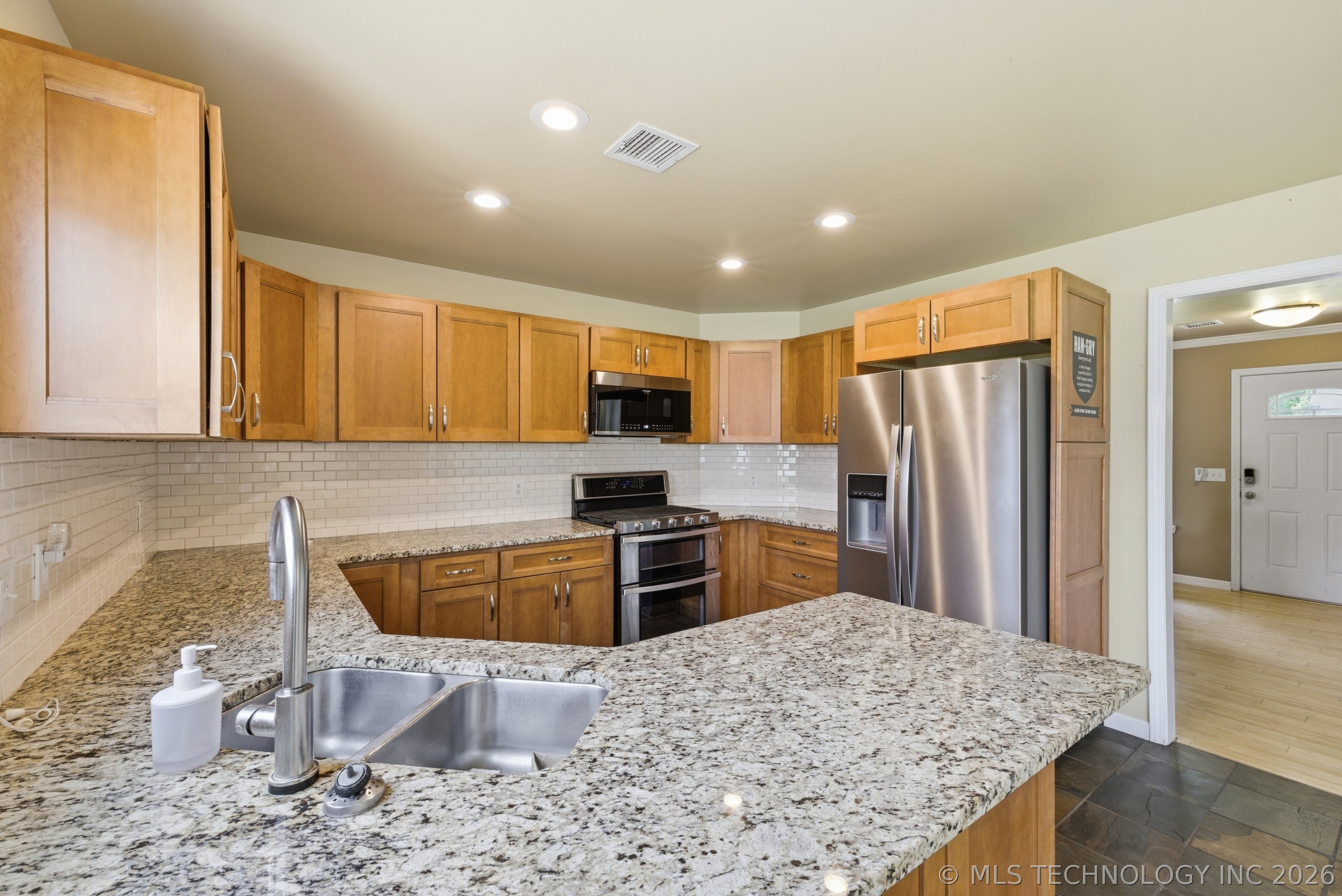 4901 S Narcissus Avenue Broken Arrow OK 74011