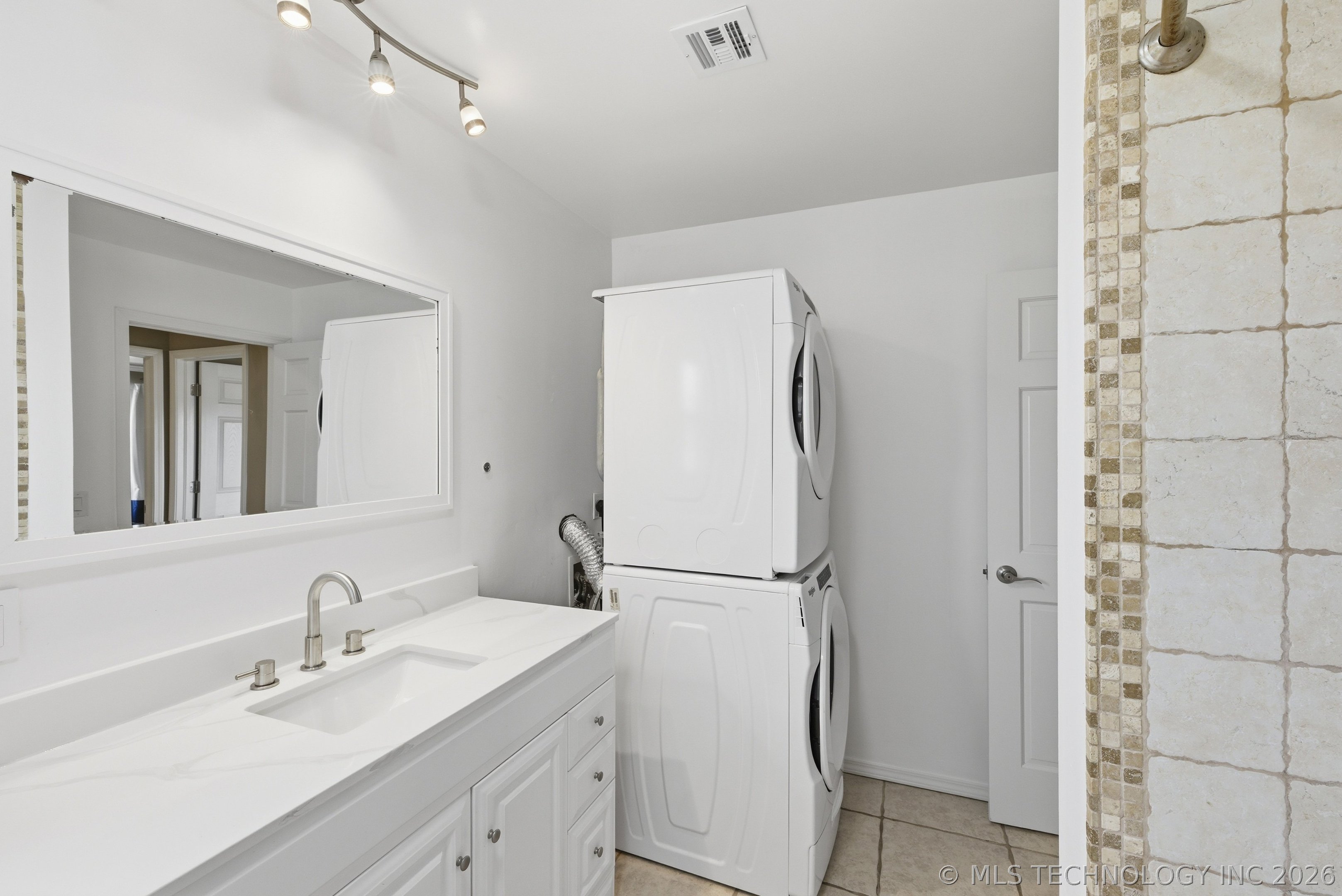 4901 S Narcissus Avenue Broken Arrow OK 74011