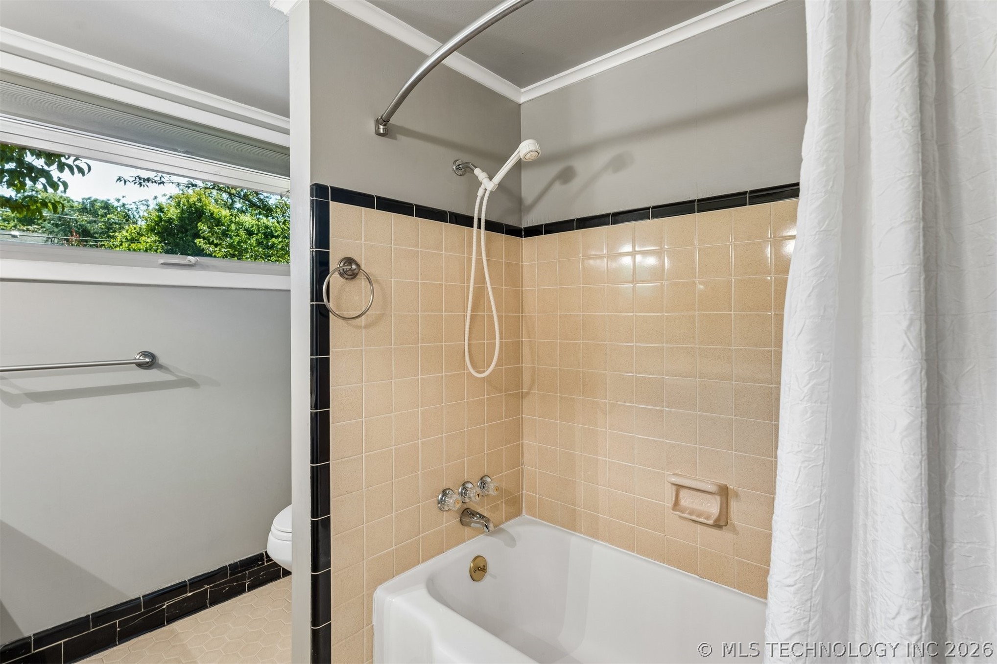 5959 Birmingham S Avenue Tulsa OK 74105