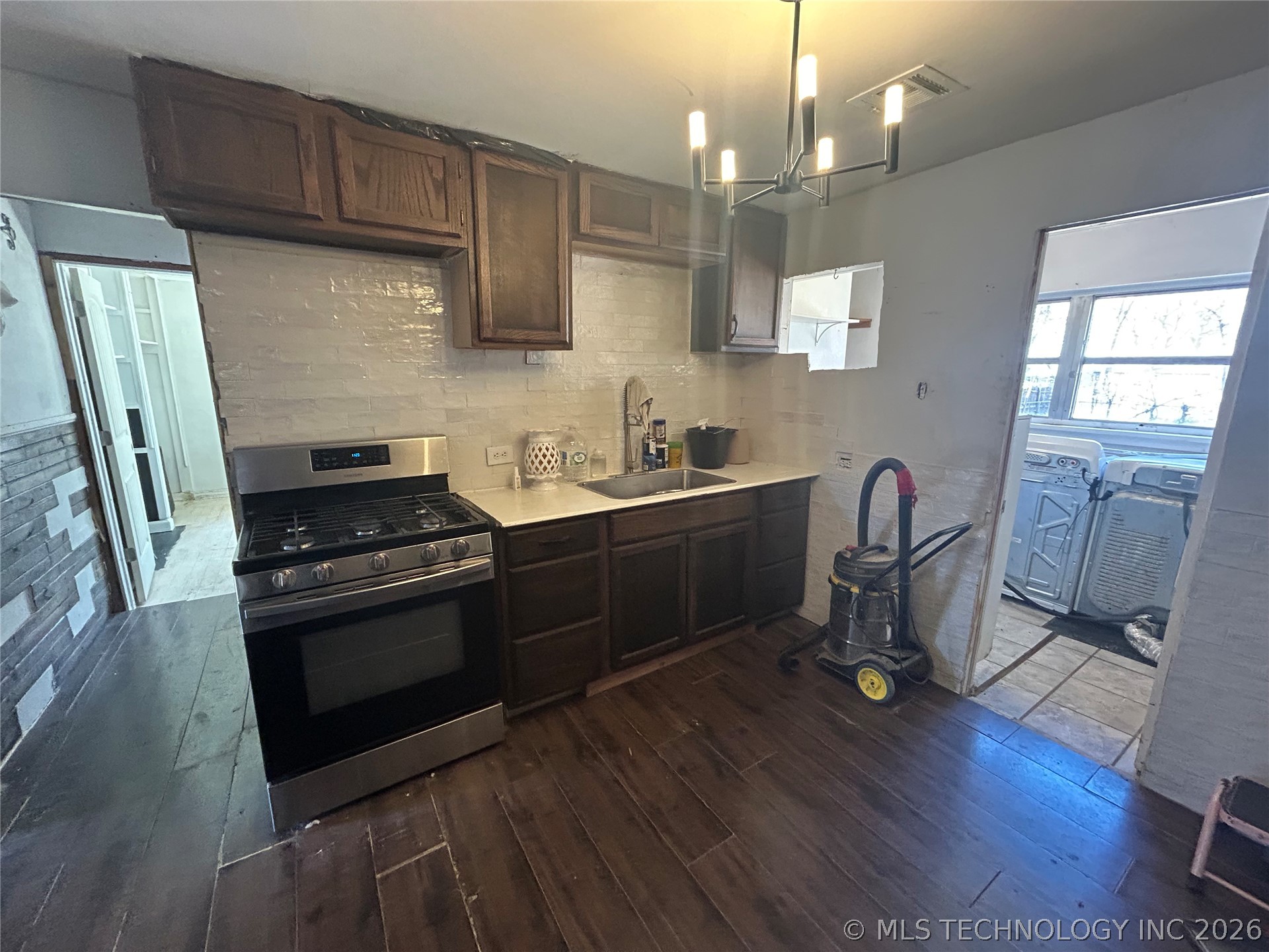 308 N Rowe Pryor OK 74361