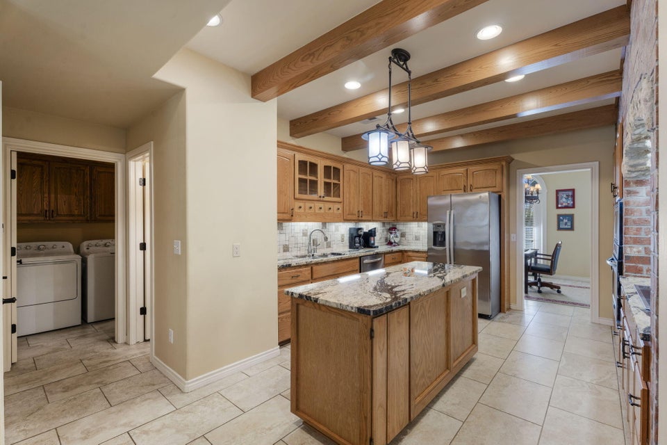 34323 S Coves Drive Afton OK 74331