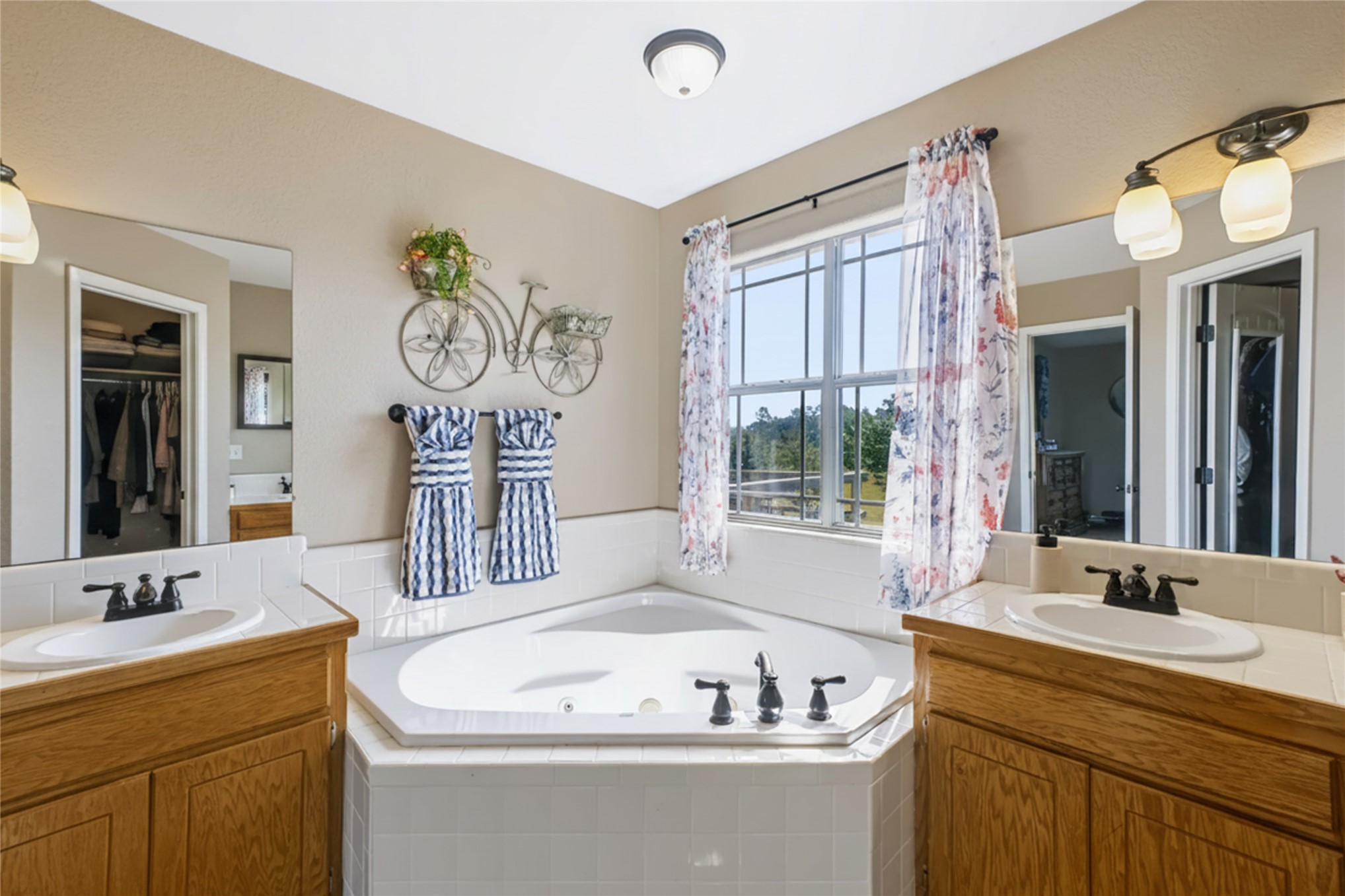 7451 E 135 Road Holdenville OK 74848