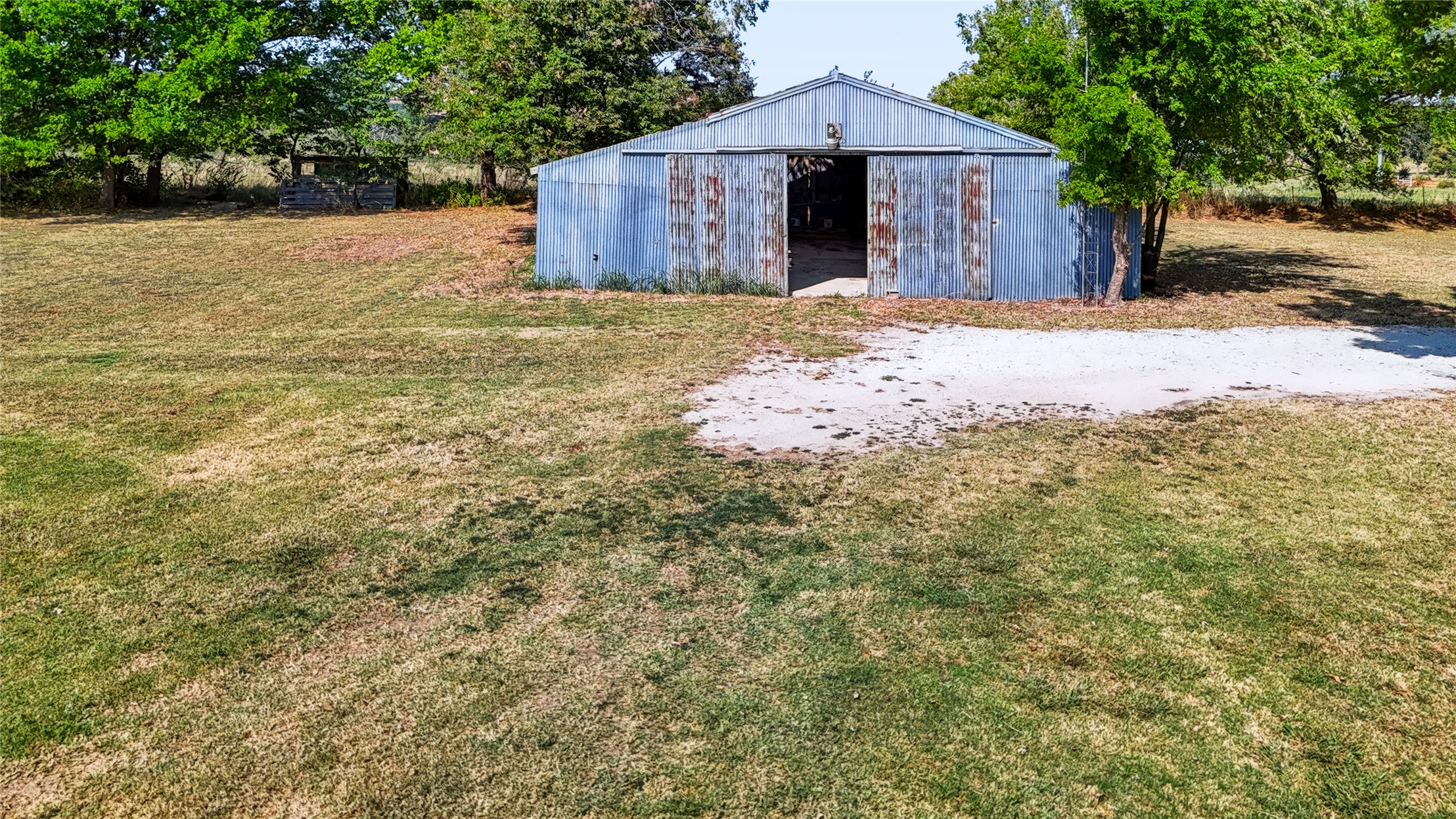 7451 E 135 Road Holdenville OK 74848
