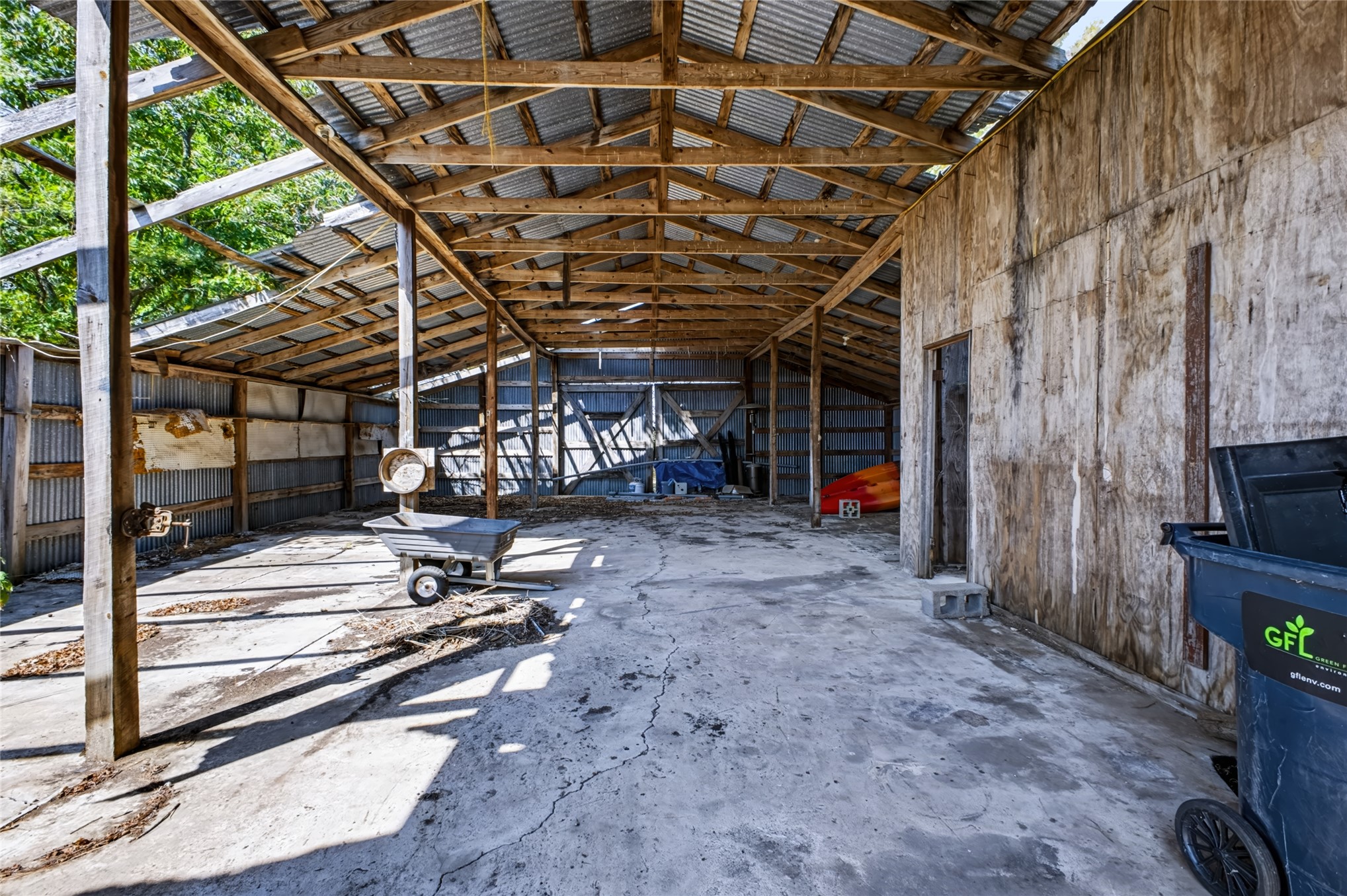 7451 E 135 Road Holdenville OK 74848