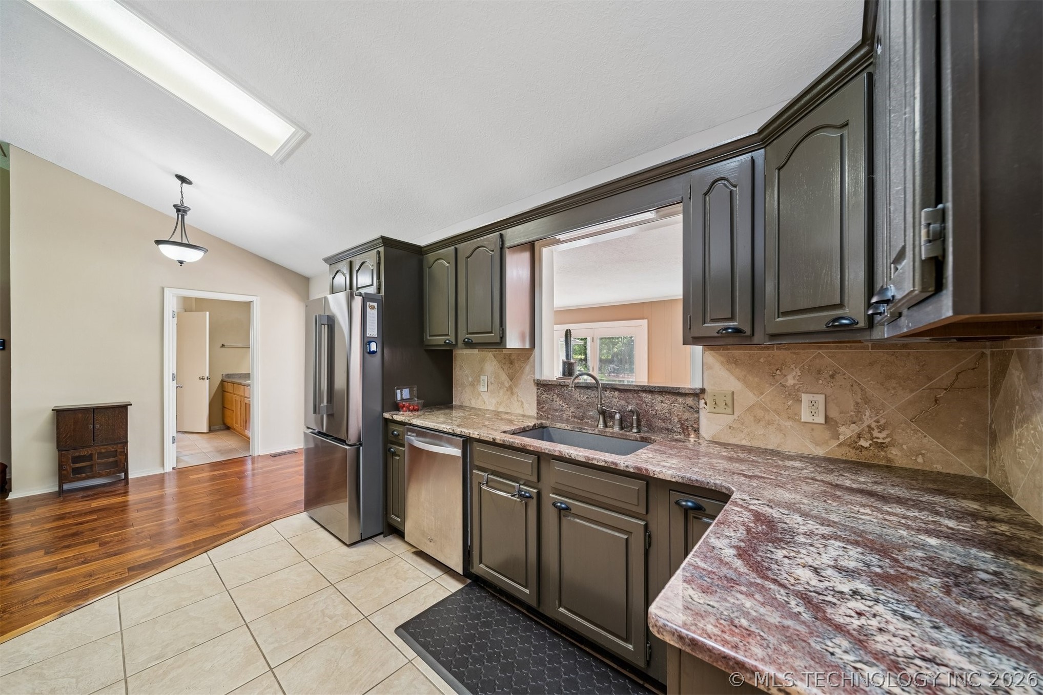 25100 S 610 Grove OK 74344