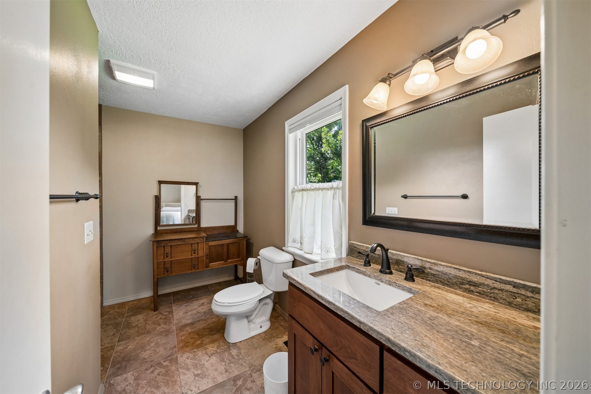 25100 S 610 Grove OK 74344
