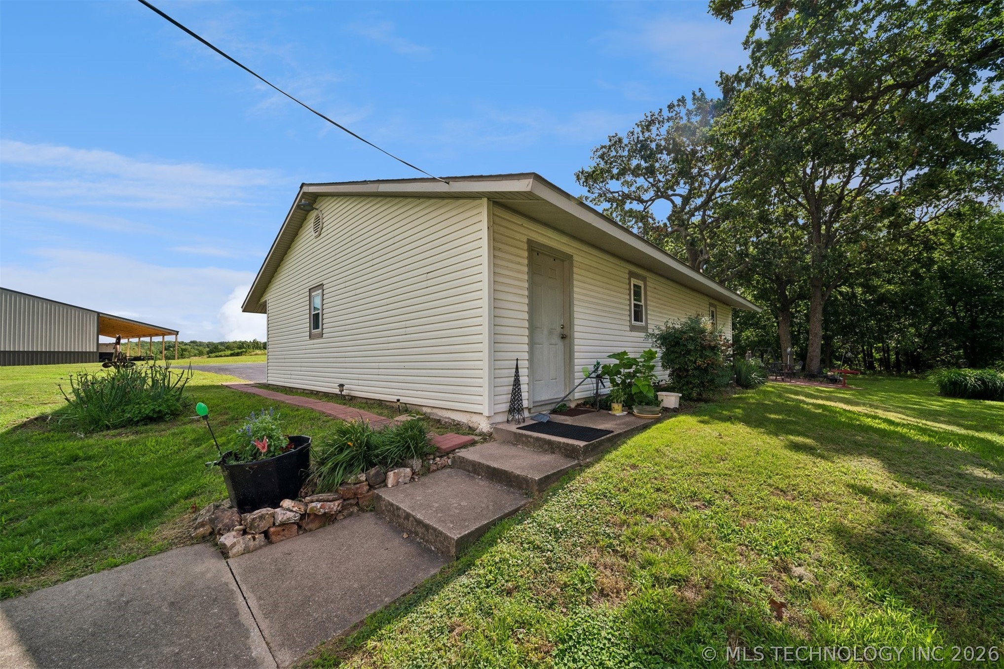 25100 S 610 Grove OK 74344