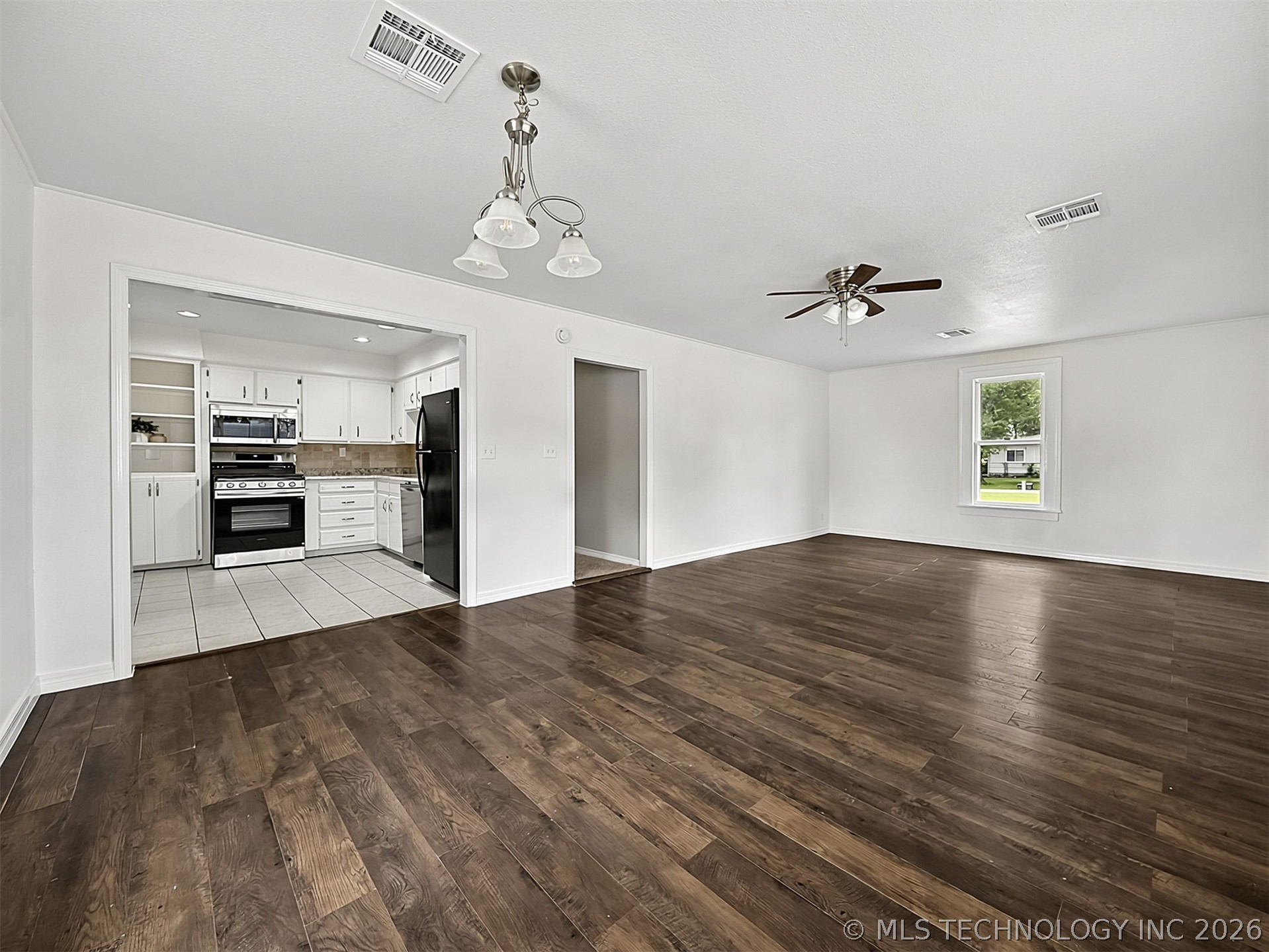 115 N Pine Street Oologah OK 74053