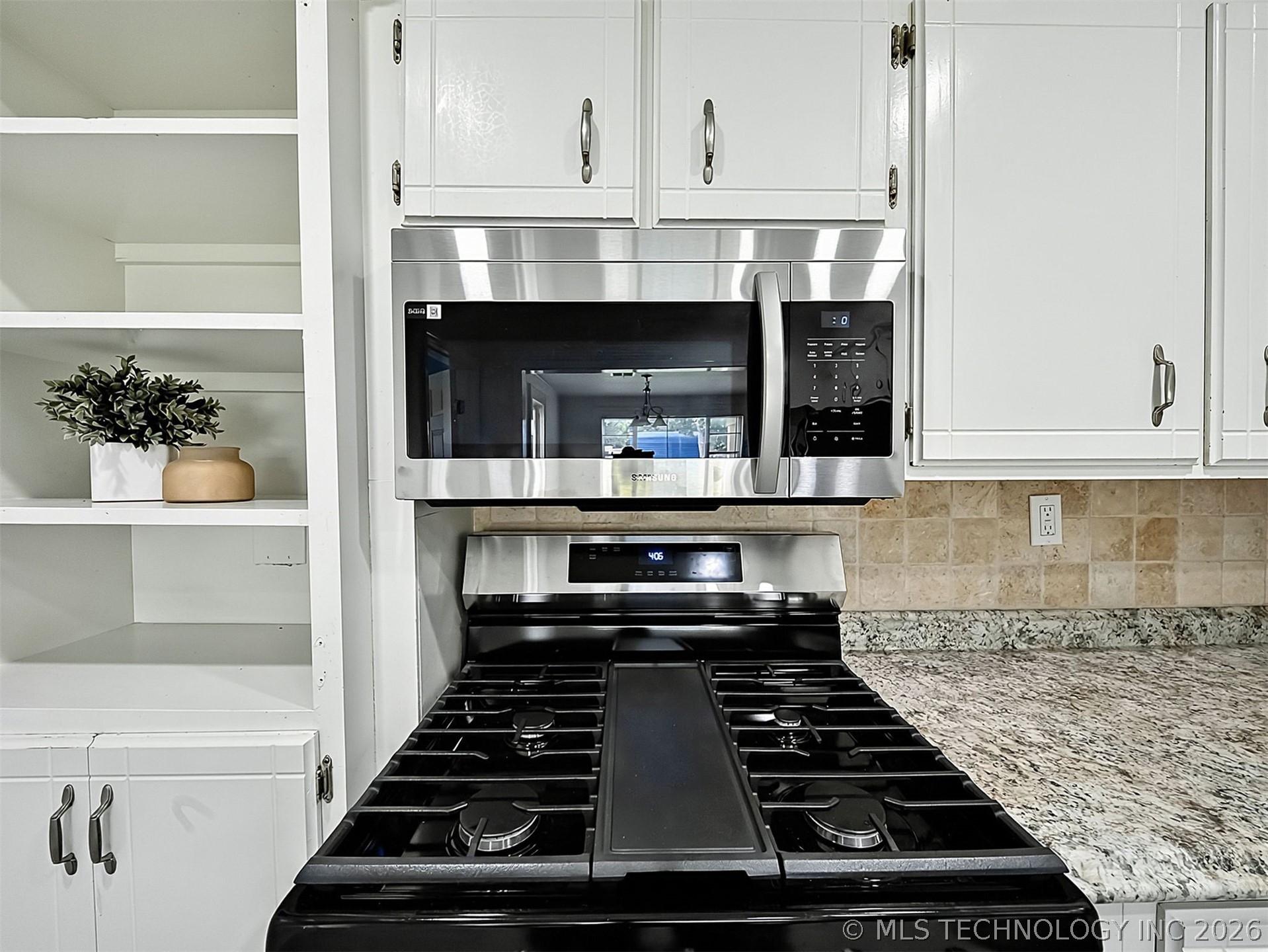 115 N Pine Street Oologah OK 74053