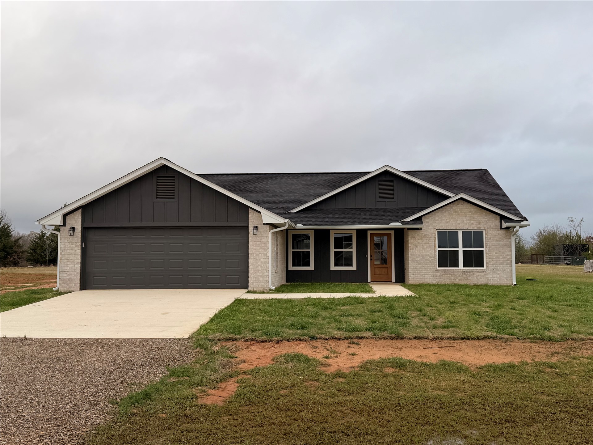 2915 E 2090 Road Hugo OK 74743