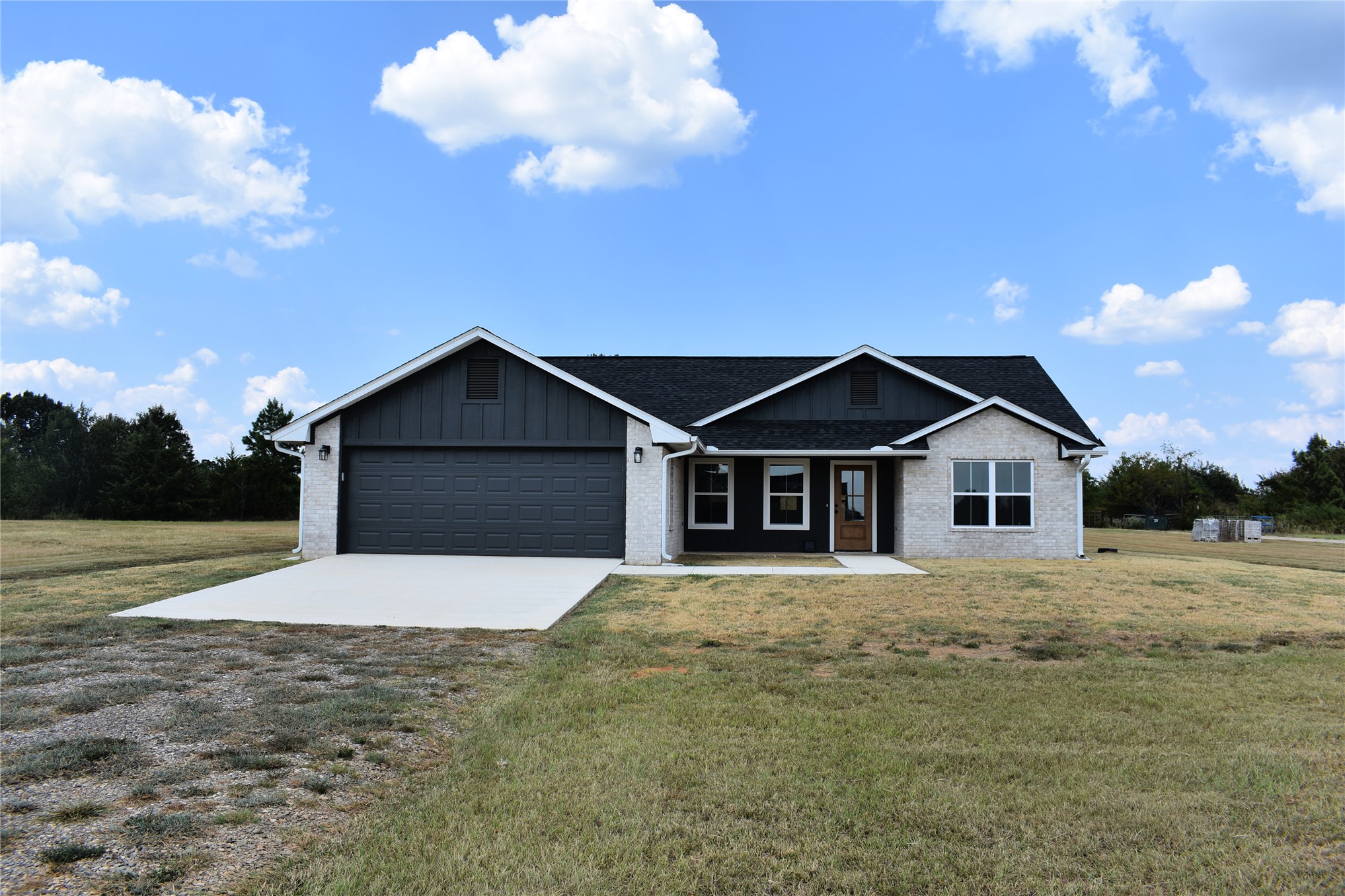 2915 E 2090 Road Hugo OK 74743