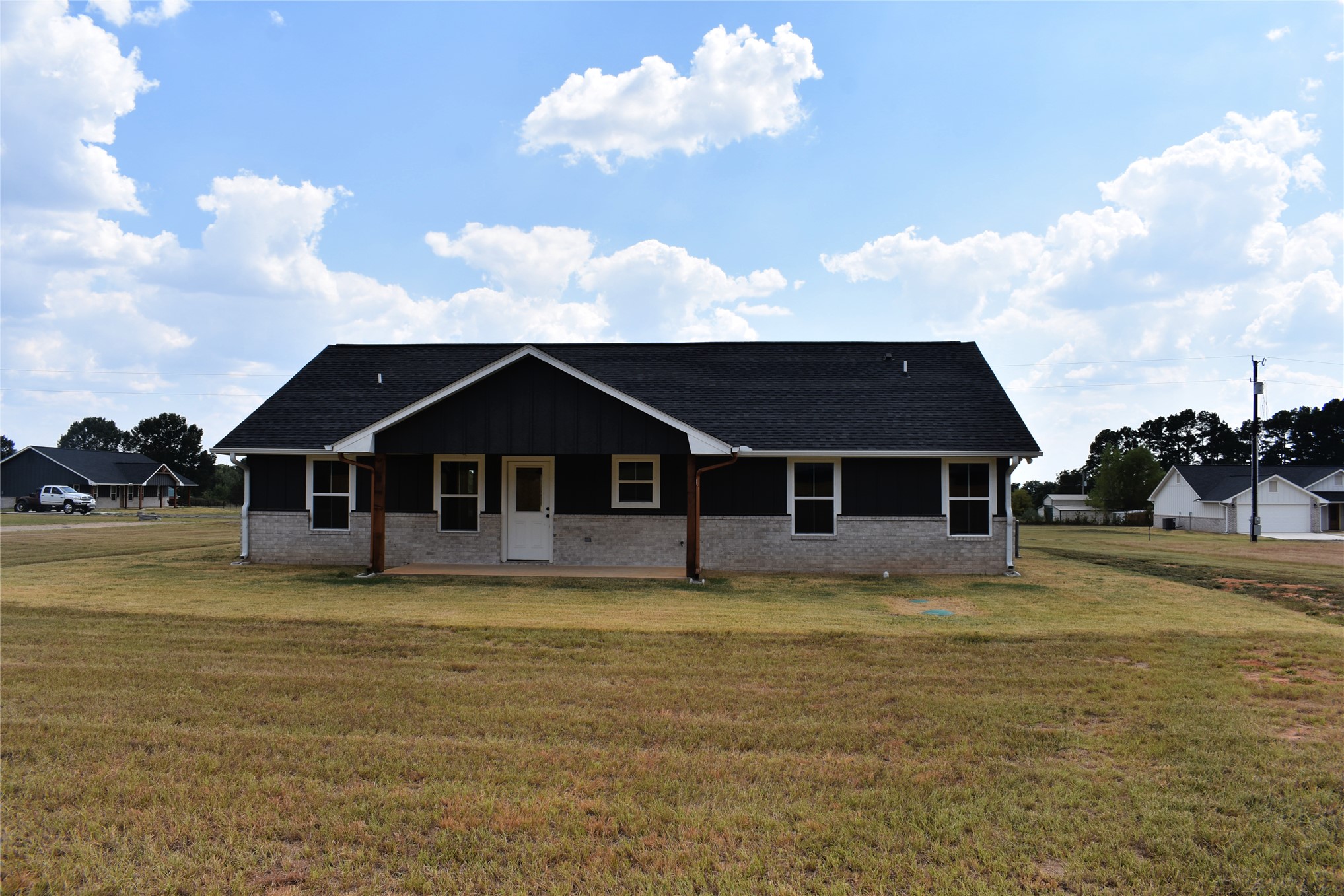 2915 E 2090 Road Hugo OK 74743