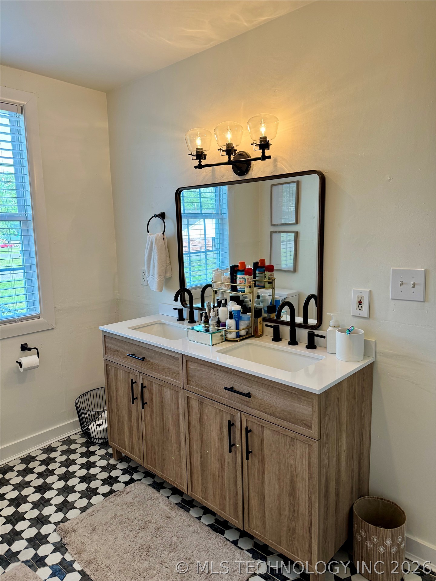 112 E Maple Street Fort Gibson OK 74434