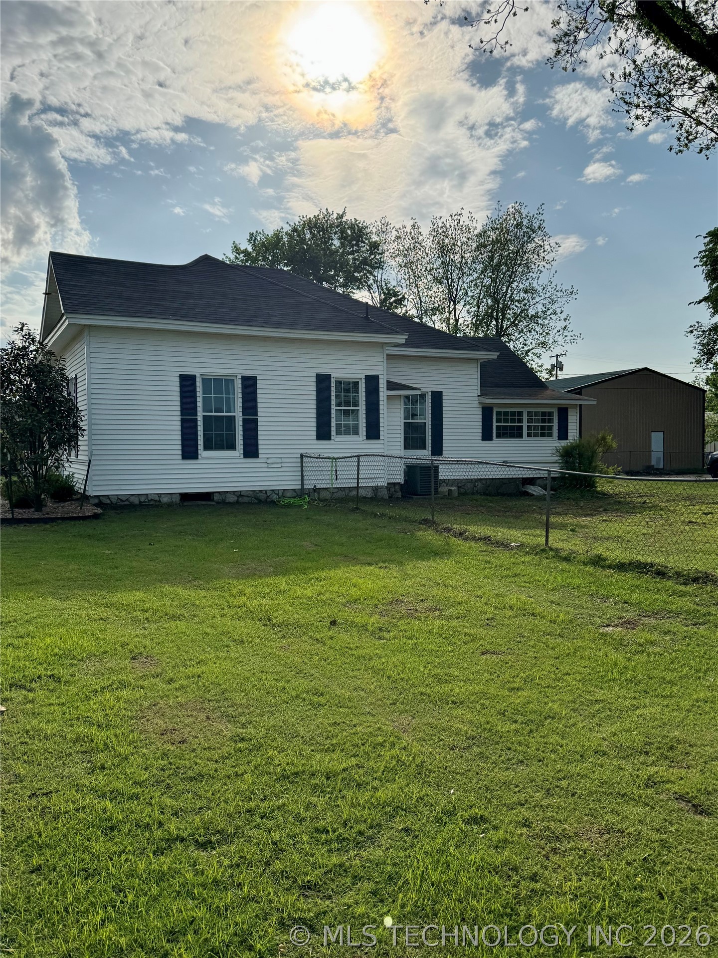 112 E Maple Street Fort Gibson OK 74434