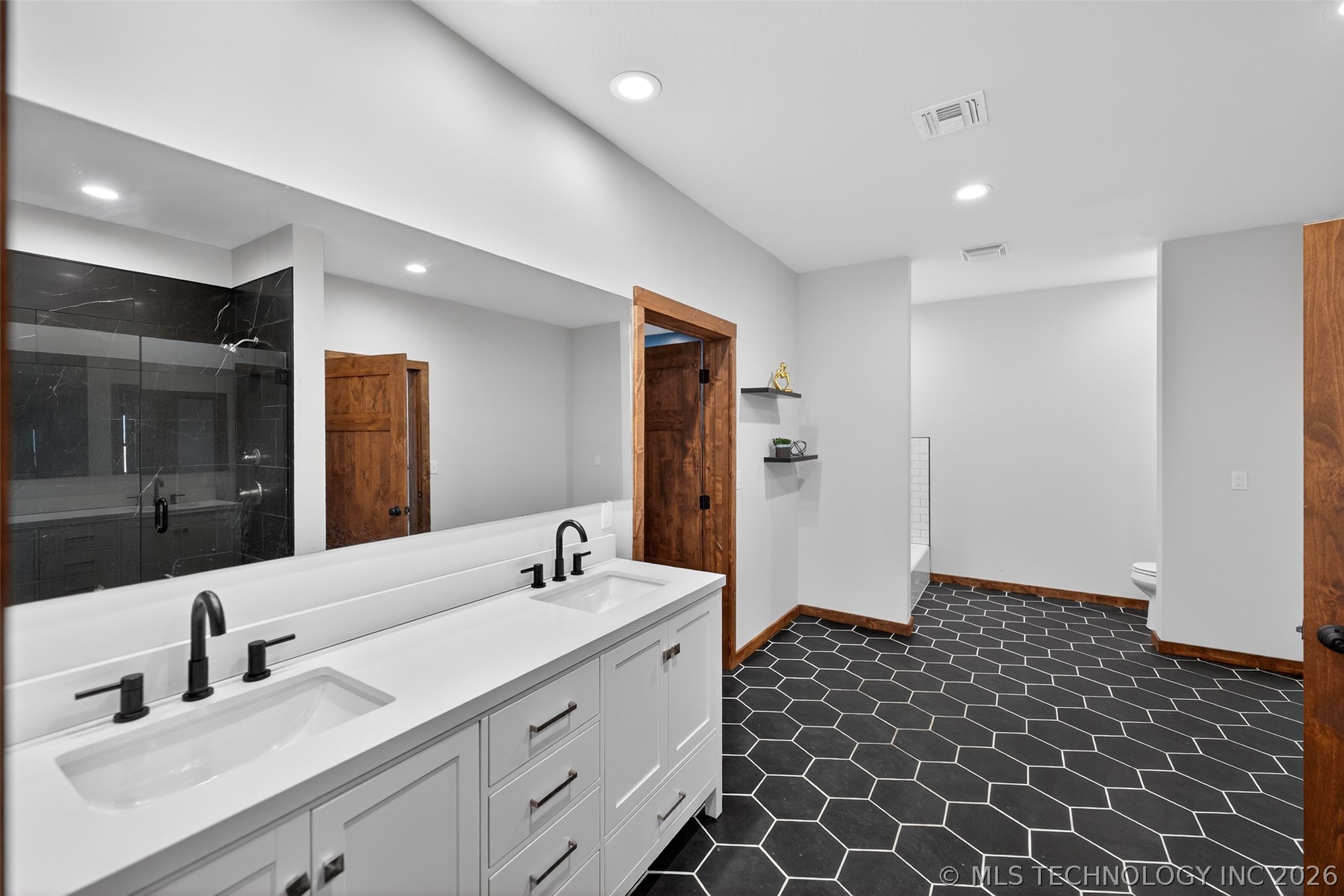 2600 W 410 Road Adair OK 74330