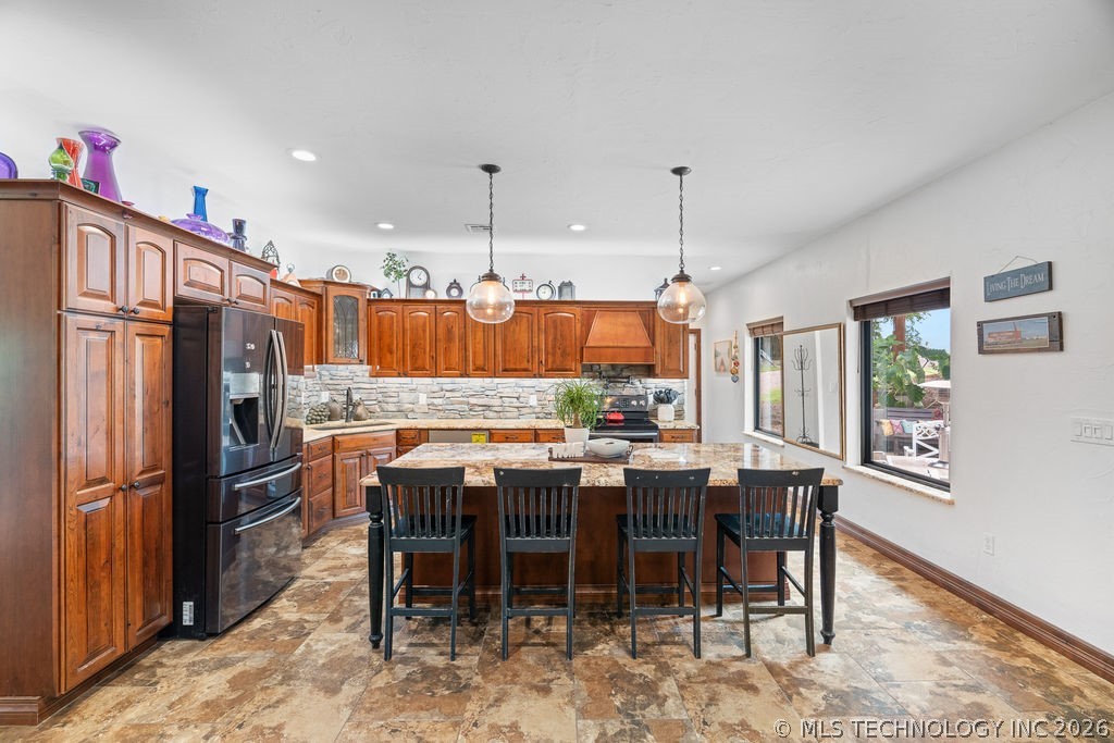 9094 Waters Edge Kingston OK 73439